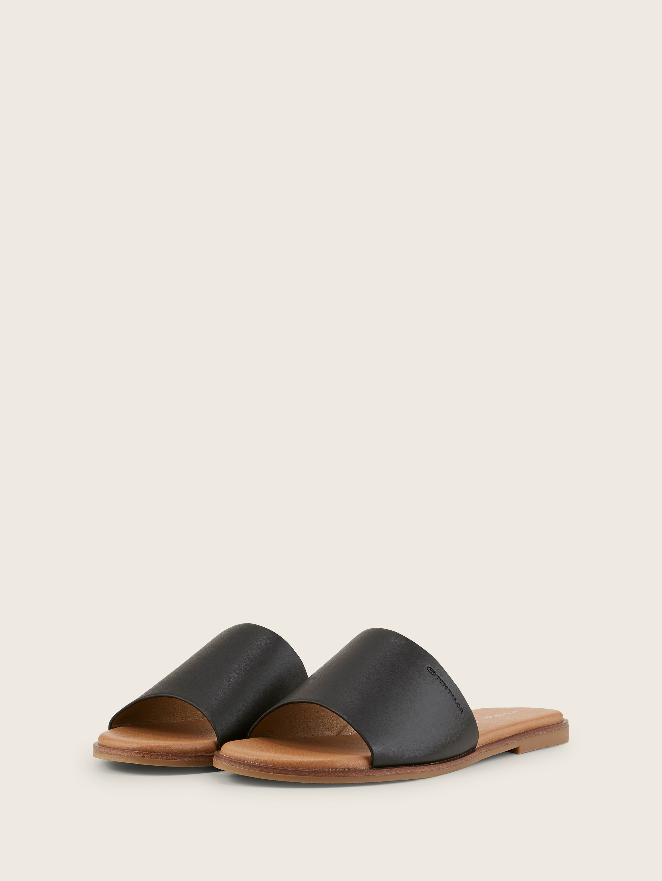 Pantolette aus hochwertigem Kunstleder - black_1 - 