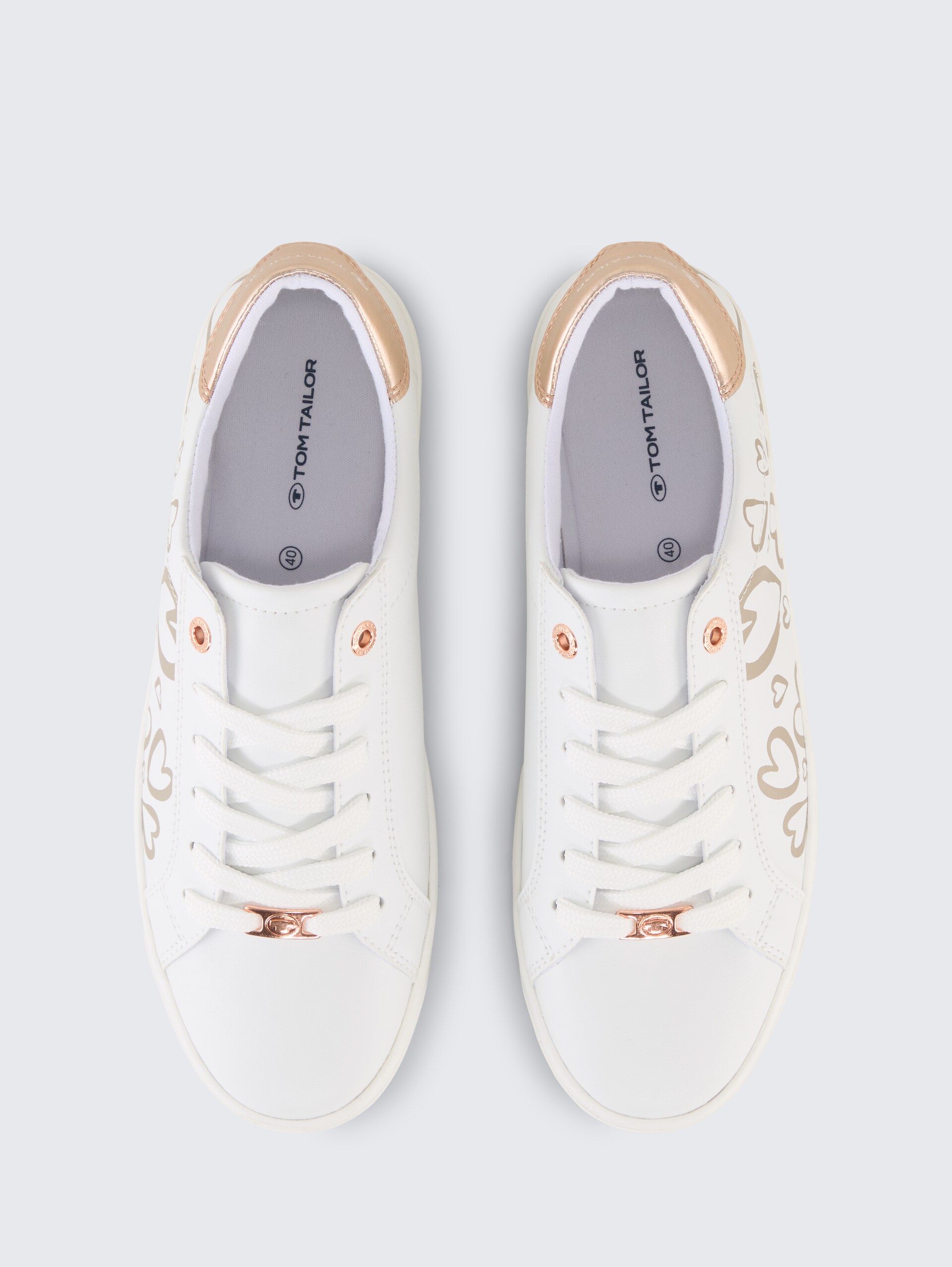 Sneaker mit Herz-Print - white - Produkt-Ansicht von oben 