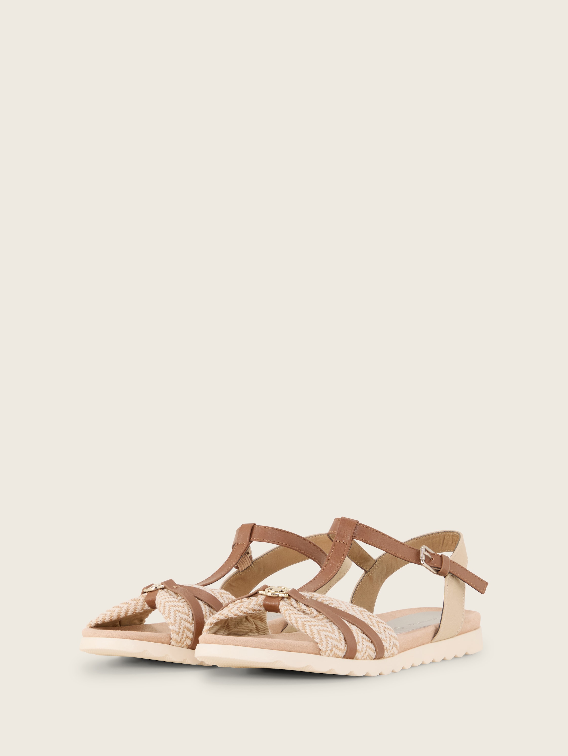 Gemusterte Sandalen