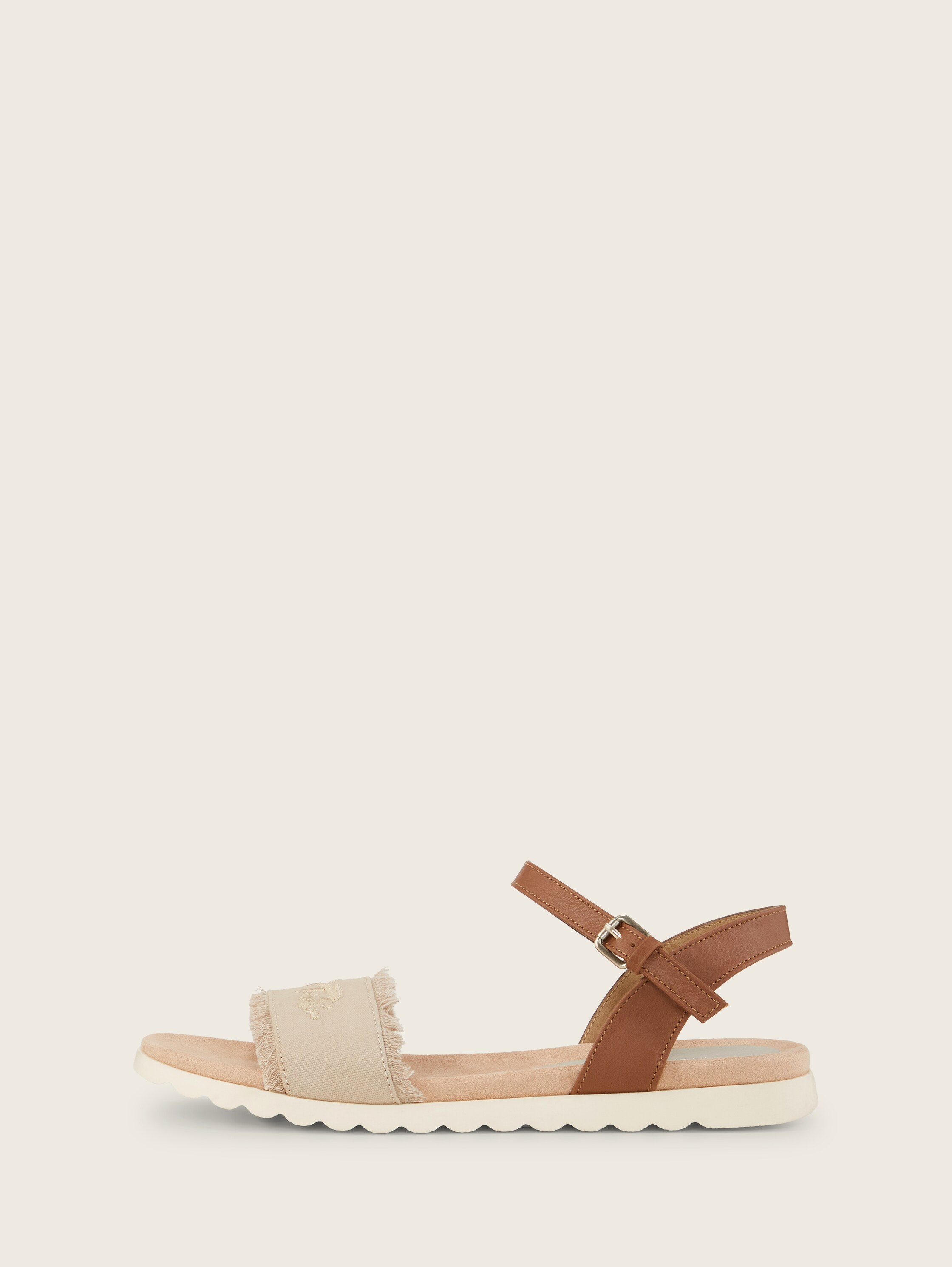 Flache Sandalen - 4