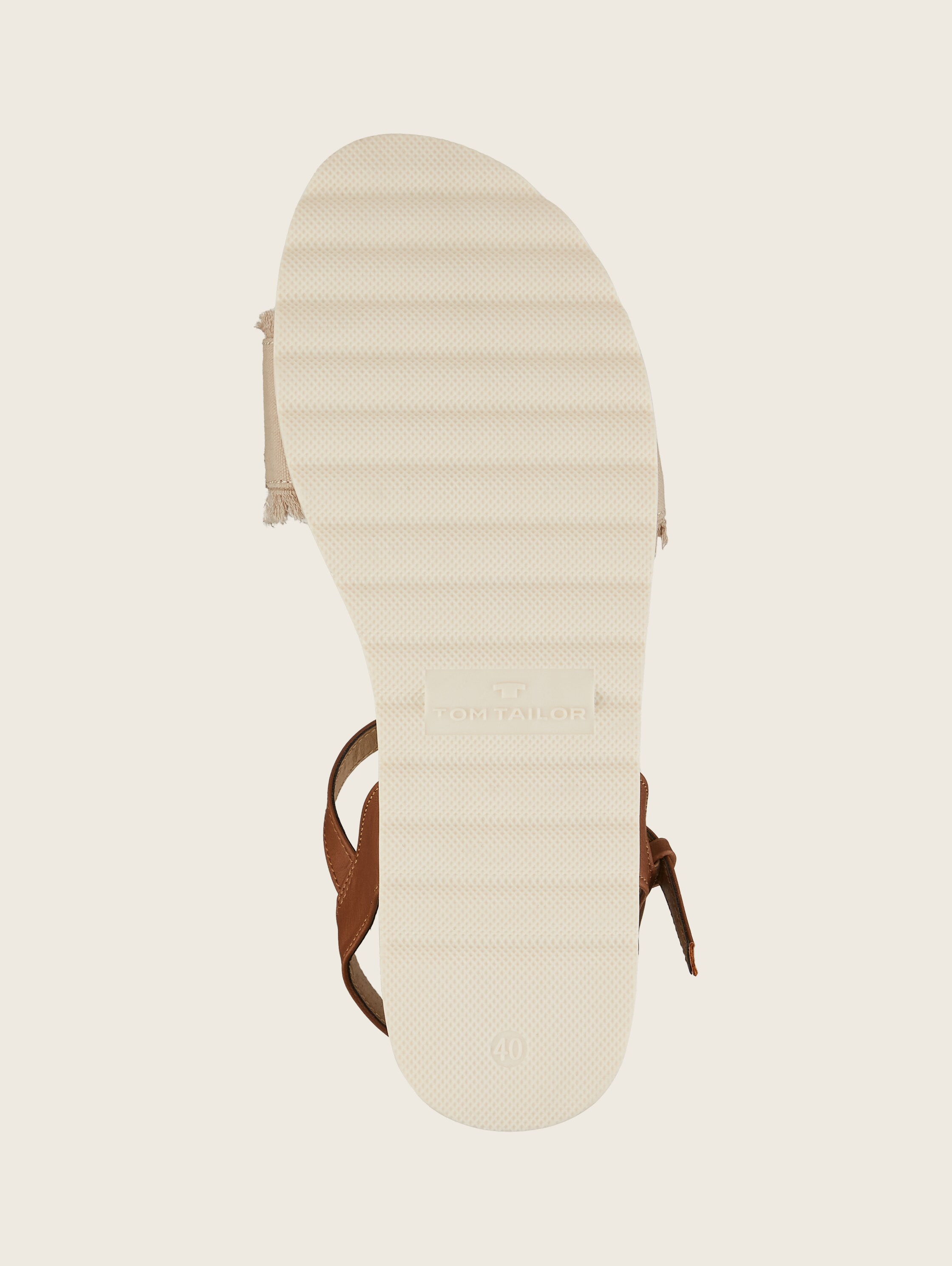 Flache Sandalen - 6