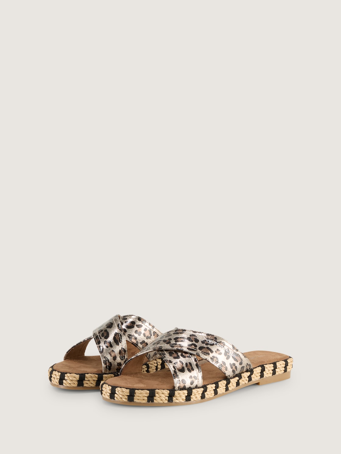 Flache Sandalen mit Animal-Print - silver - seitliche Produkt-Ansicht