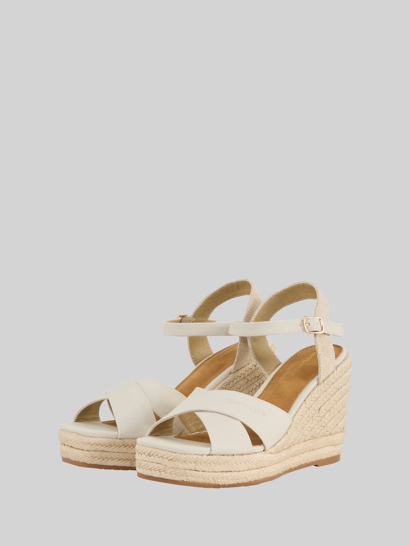 Sandalen mit Keilabsatz von Women, offwhite