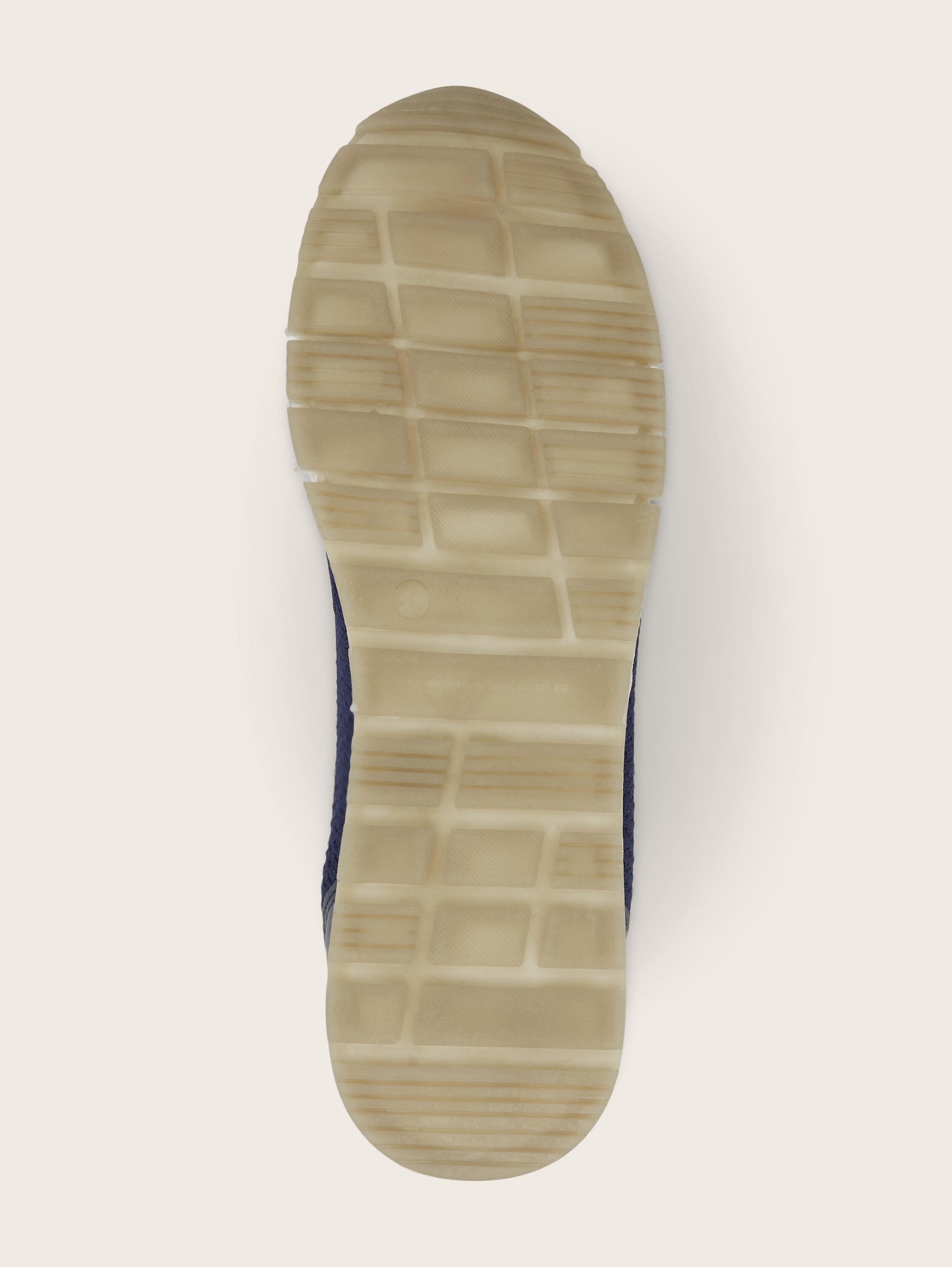 Sneaker mit Mesh-Einsatz - navy - Produkt-Ansicht Sohle