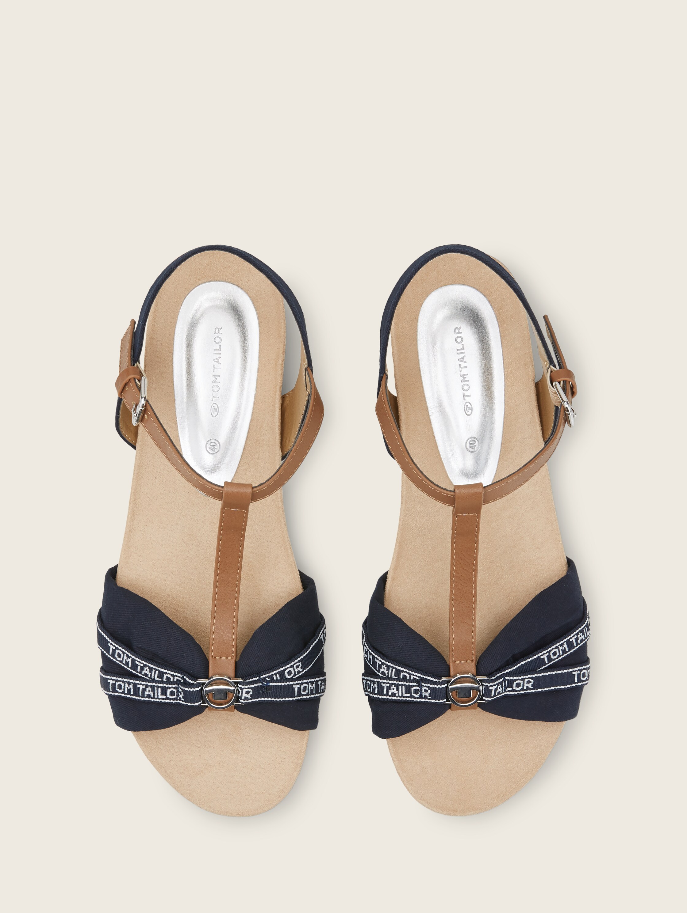 Flache Sandalen - 6