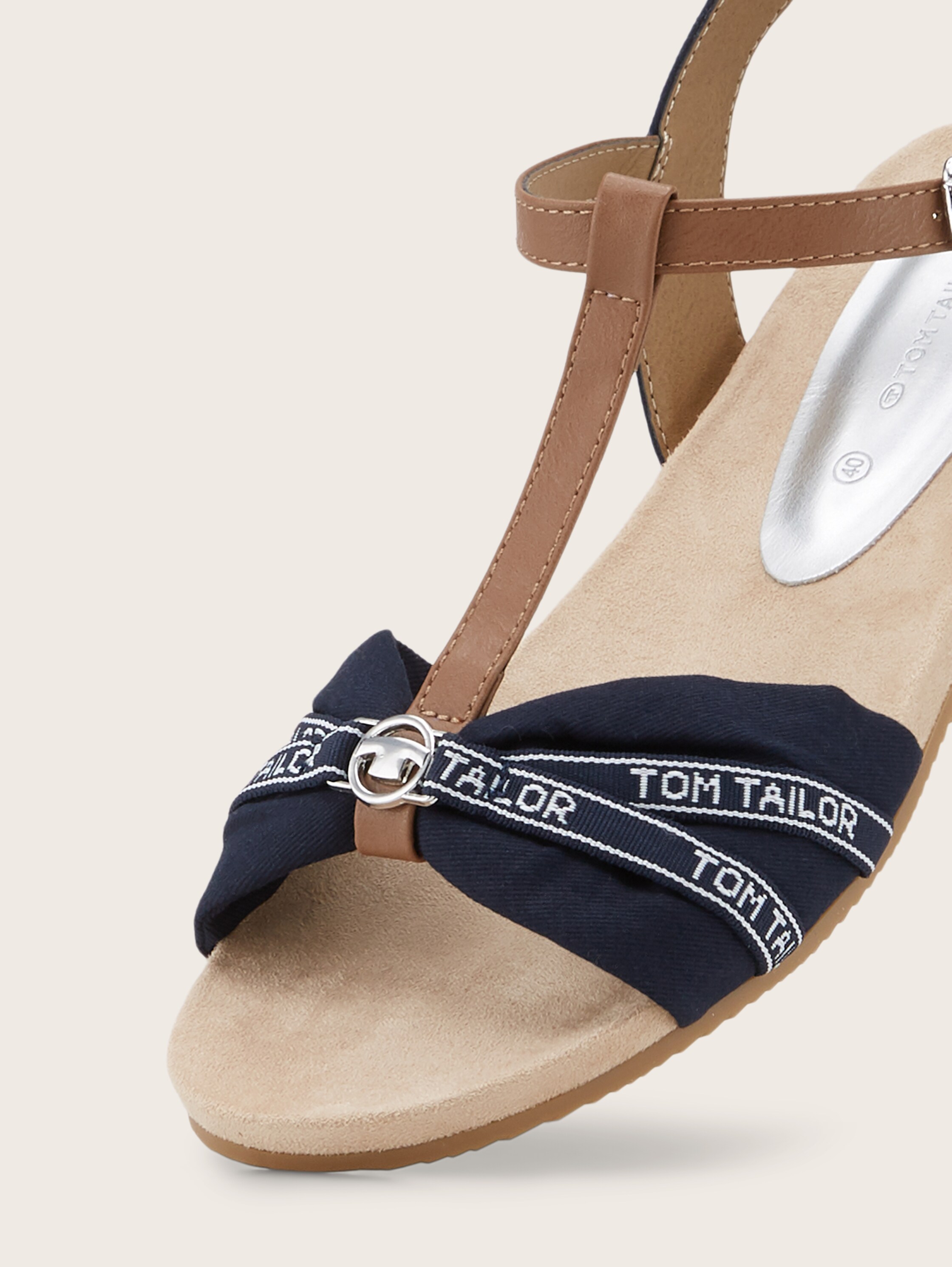 Flache Sandalen - 4