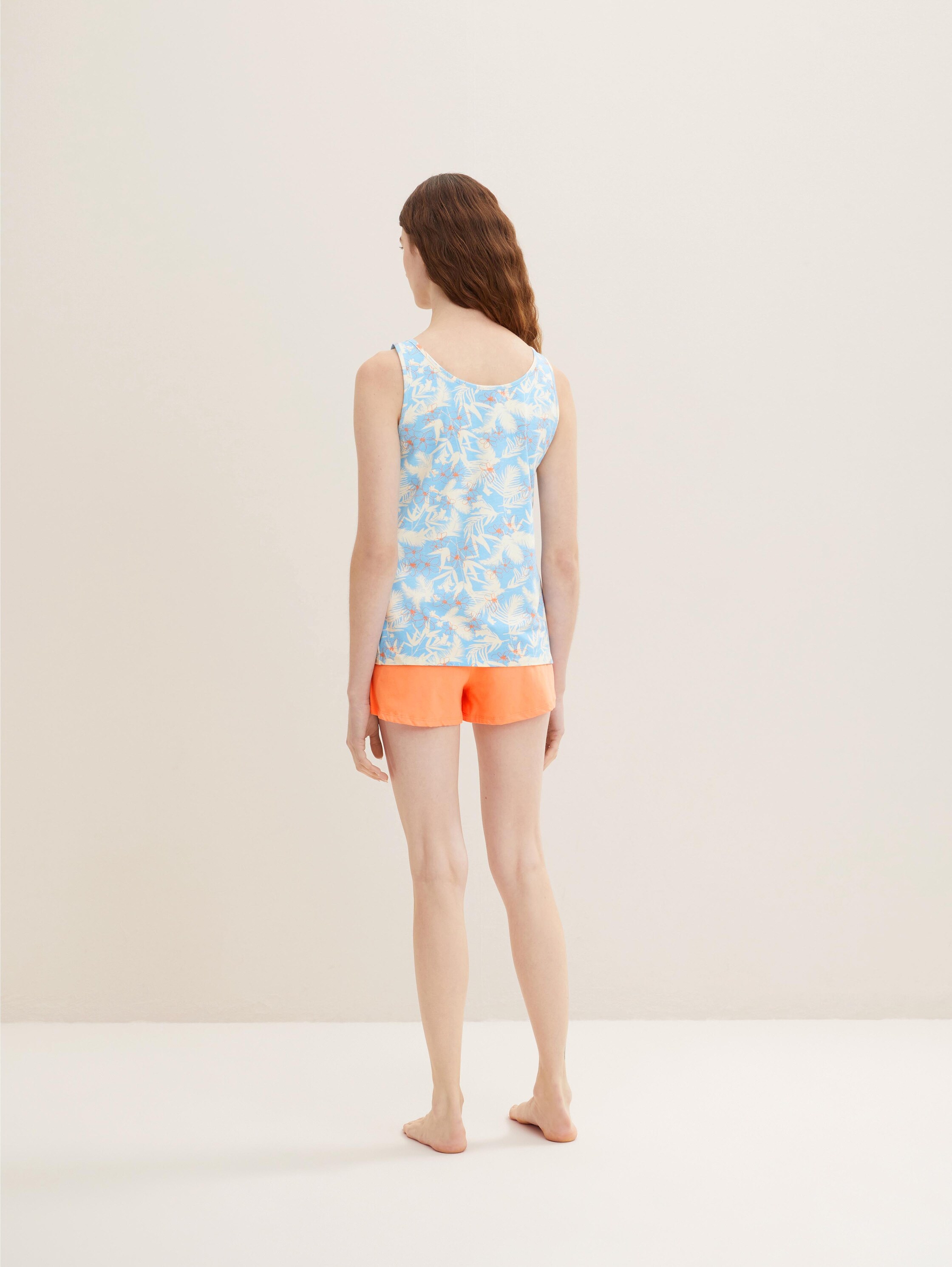 Pyjama-Set - light-blue-allover - Model-Rückansicht