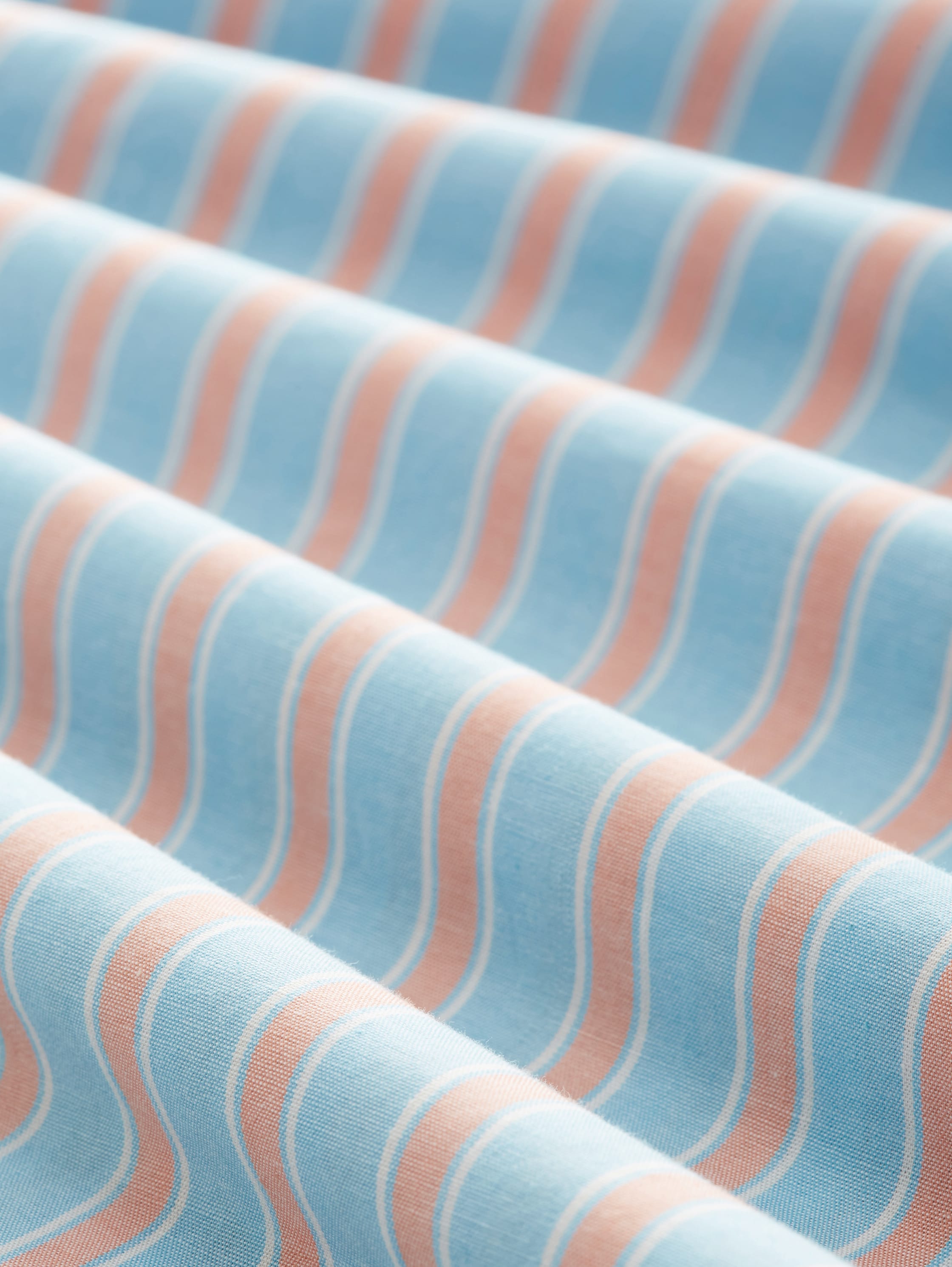 Nachthemd mit Streifenmuster - blue stripes - Material-Ansicht