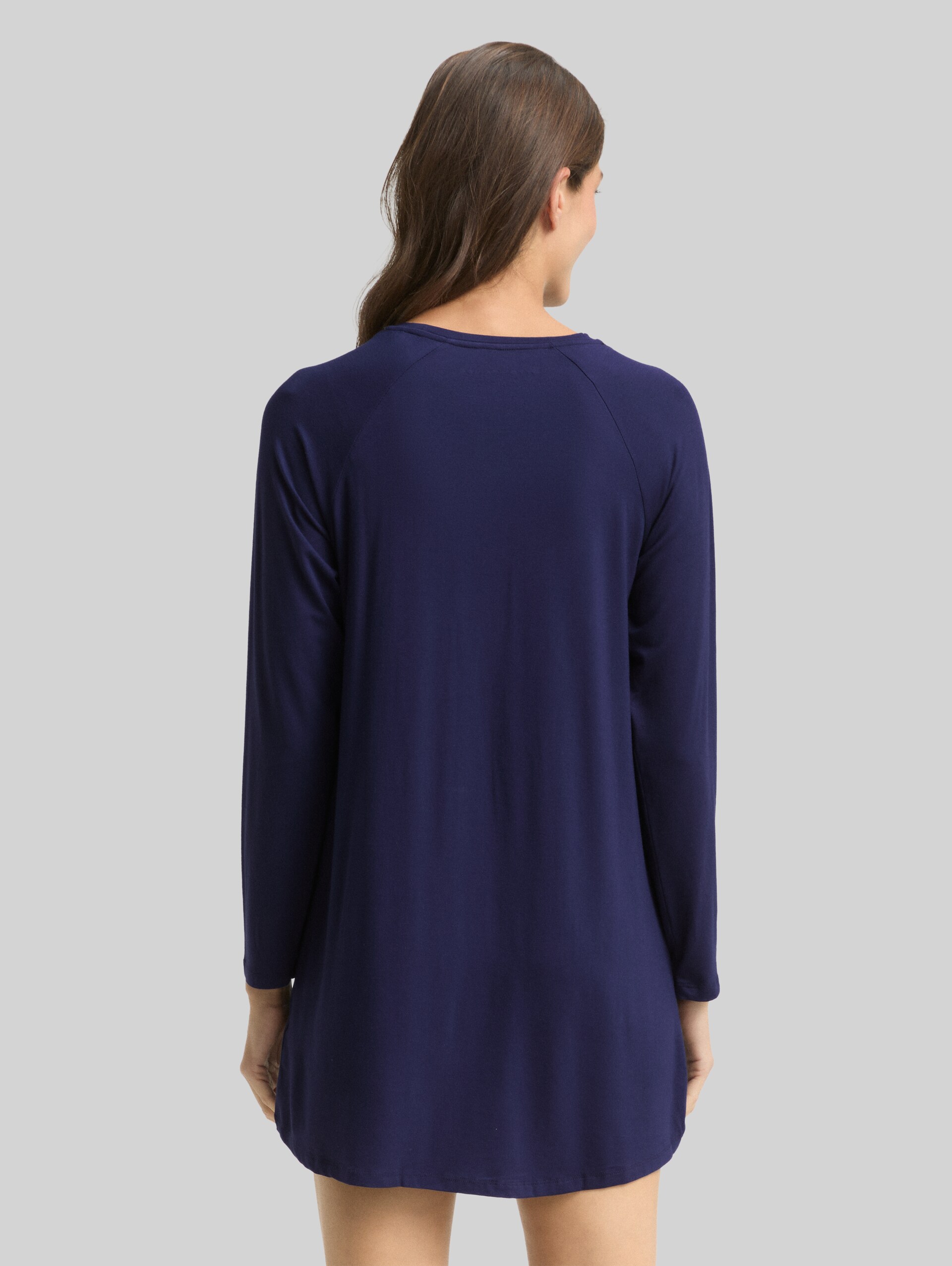 Nightdress with print - blue-dark-solid - Model-back view
