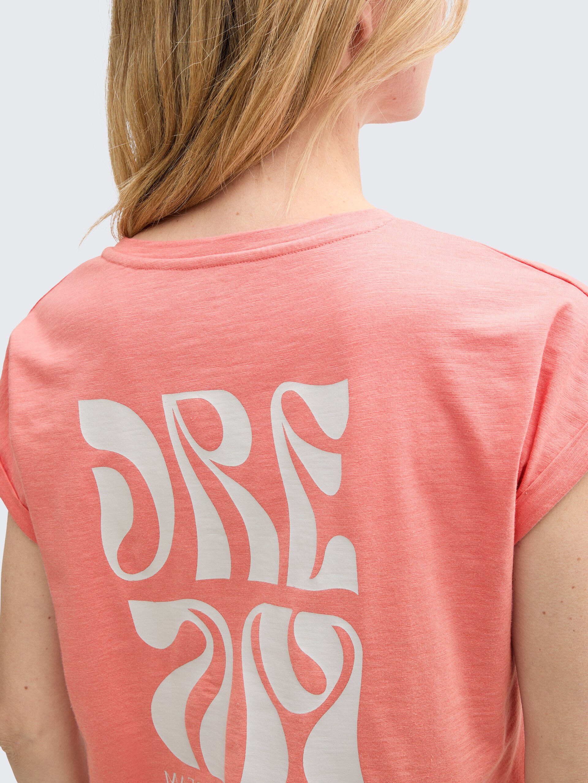 Pyjama-Set mit Text-Print - red-medium-solid - Detail-Model-Ansicht