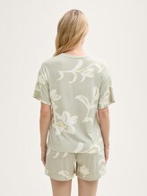 Pyjama-Set mit Allover-Print - grün-hell-Allover - Model-Rückansicht