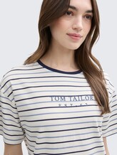 Nachthemd mit Streifenmuster - white-medium-horizontal stripe - Detail-Model-Ansicht