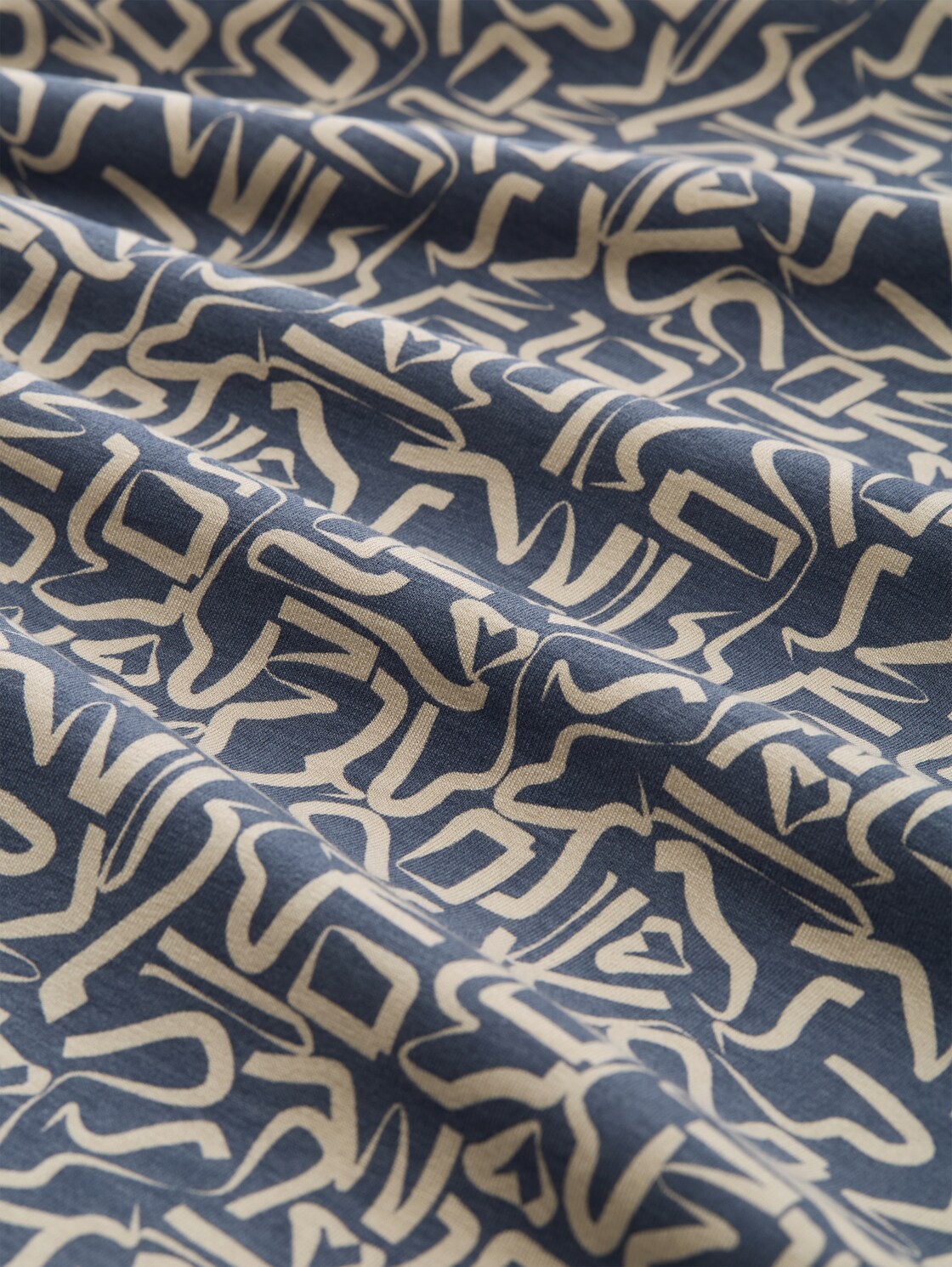 Pyjama-Set mit Allover-Print - blue-medium-allover - Material-Ansicht