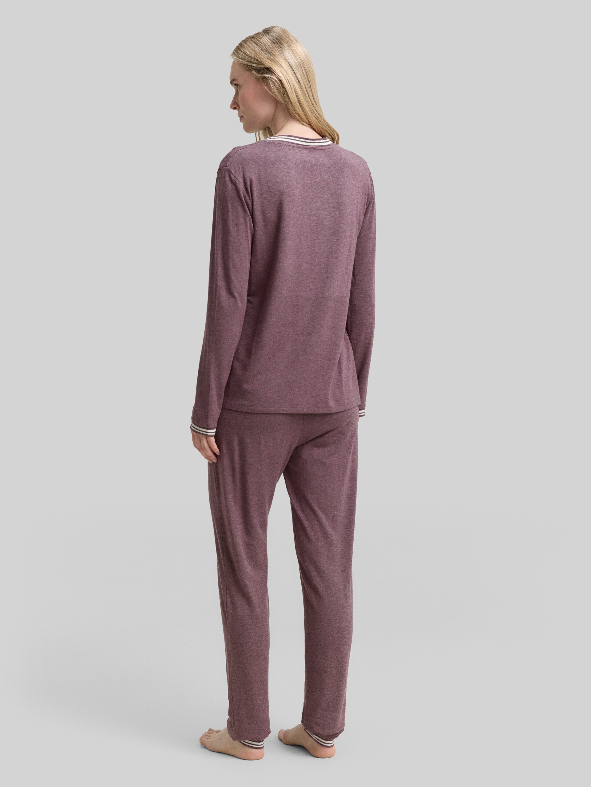 Pyjama set in melange look - purple-medium-melange - Model-back view
