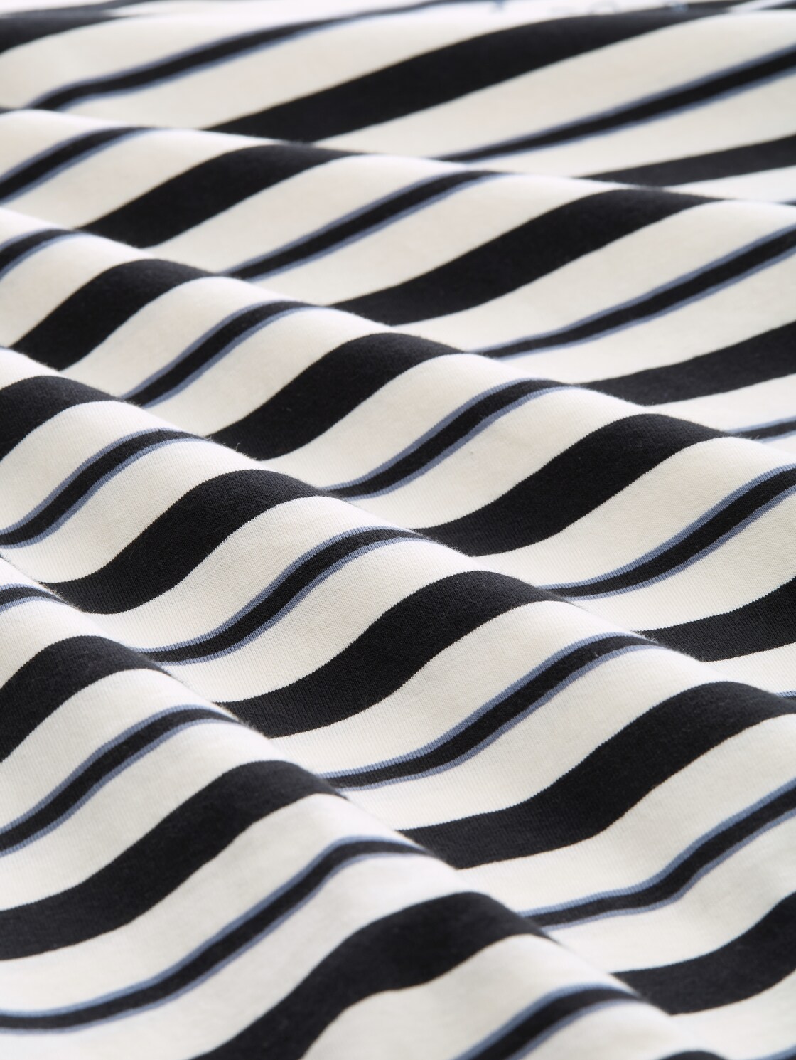 Pyjama-Set mit Streifenmuster - grey-dark-horizontal stripe - Material-Ansicht