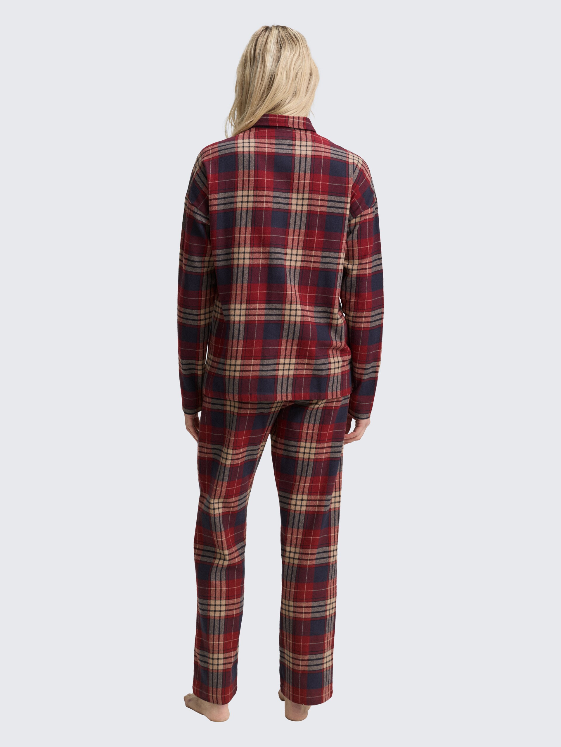 Pyjama-Set mit Karomuster - red-medium-check - Model-Rückansicht