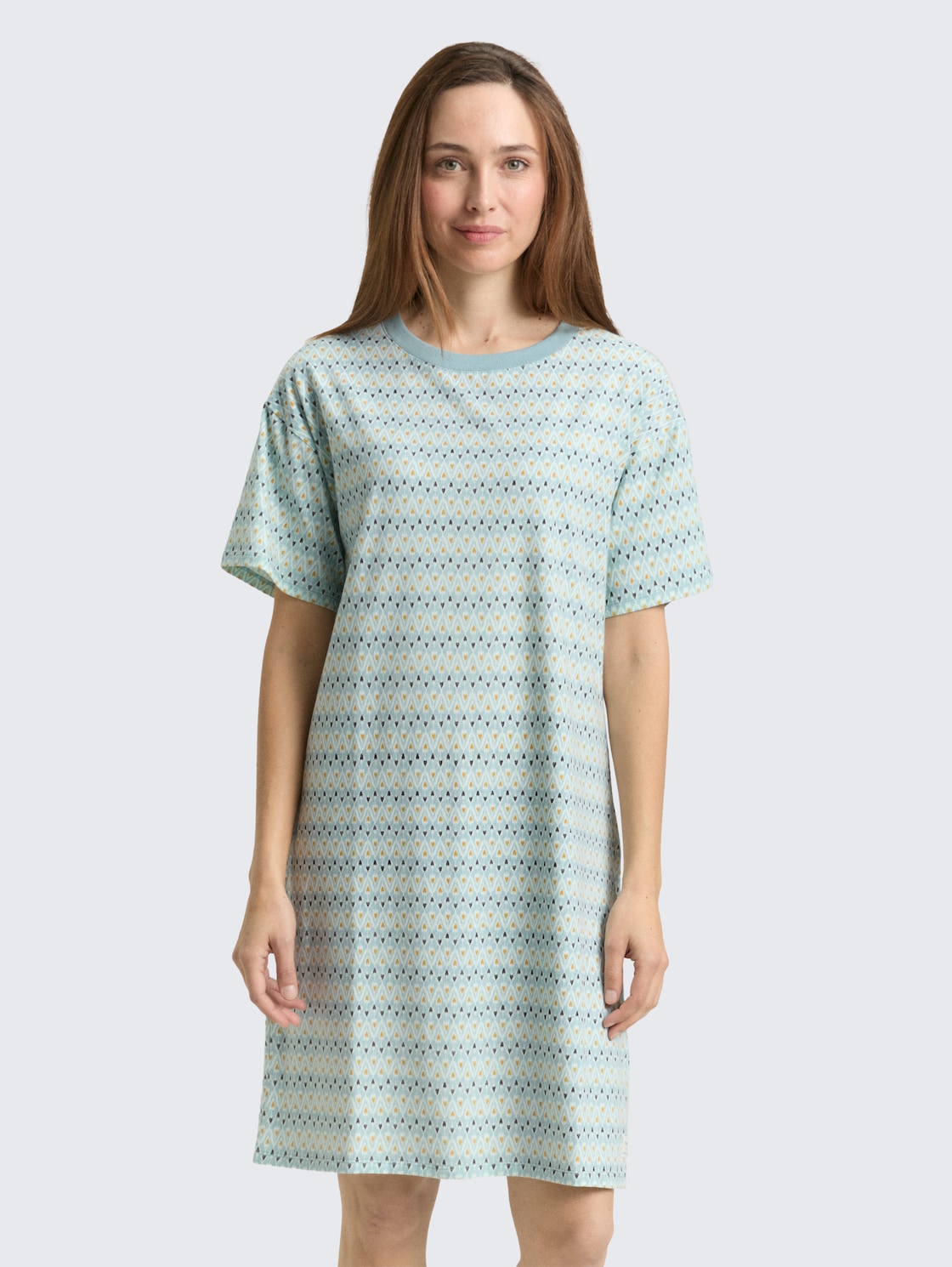 Nachthemd mit Muster - blue-medium-allover - Model-Vorderansicht