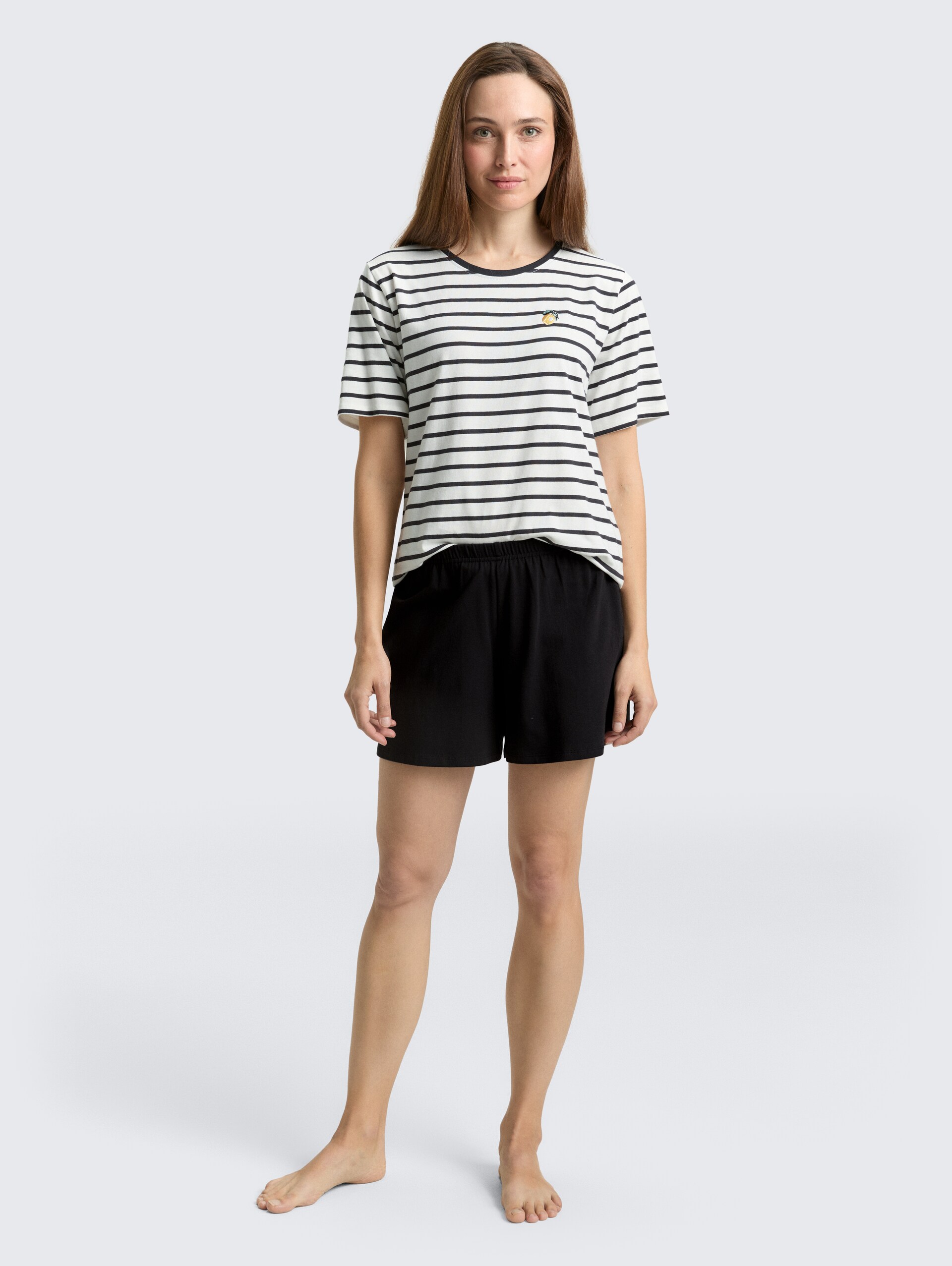 Ensemble pyjama à rayures - black-medium-striped - vue latérale du modèle