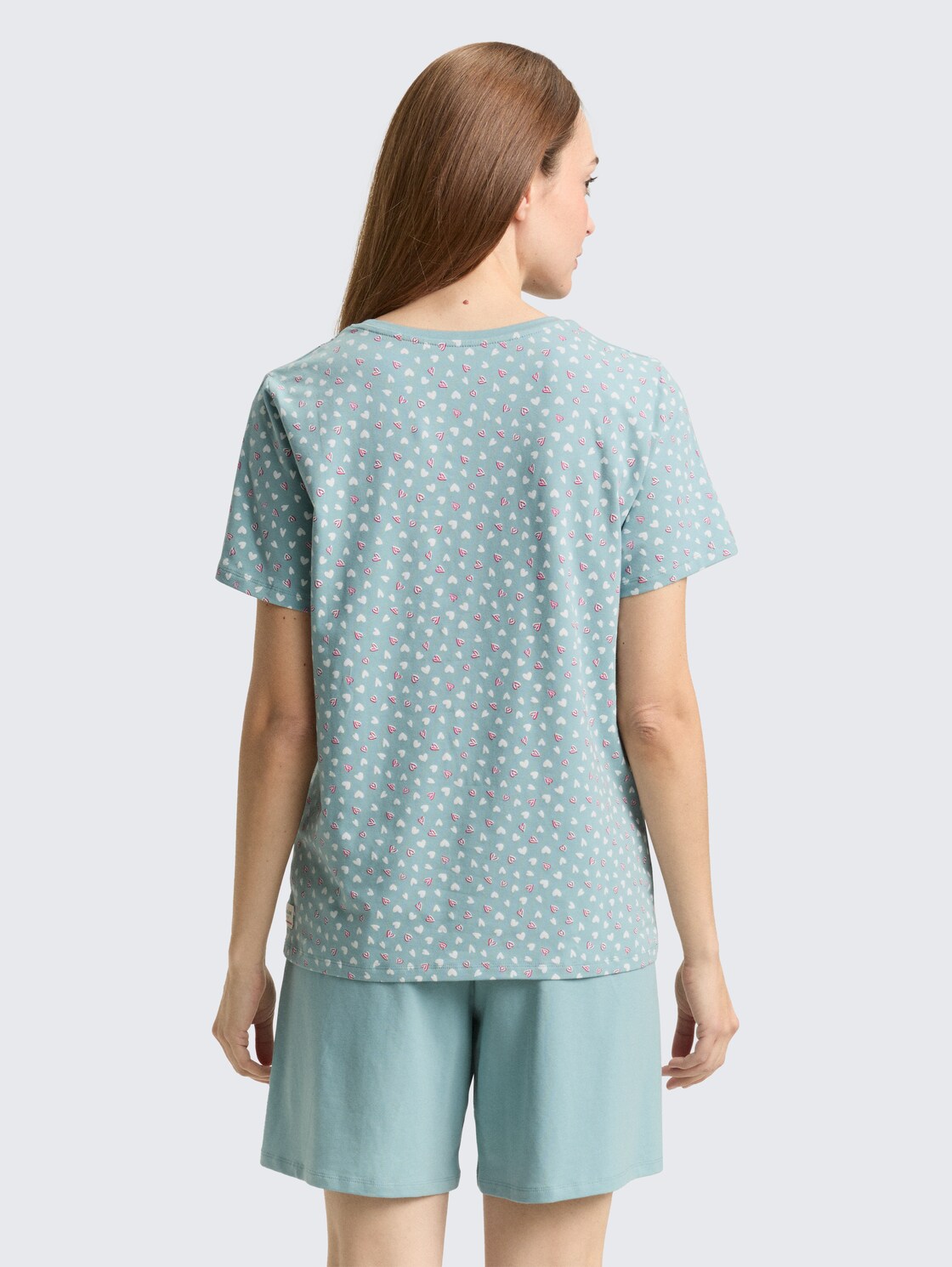 Pyjama-Set mit Herzmuster - blue-medium-allover - Model-Rückansicht