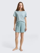 Ensemble pyjama à motif cœur - blue-medium-allover - vue latérale du modèle