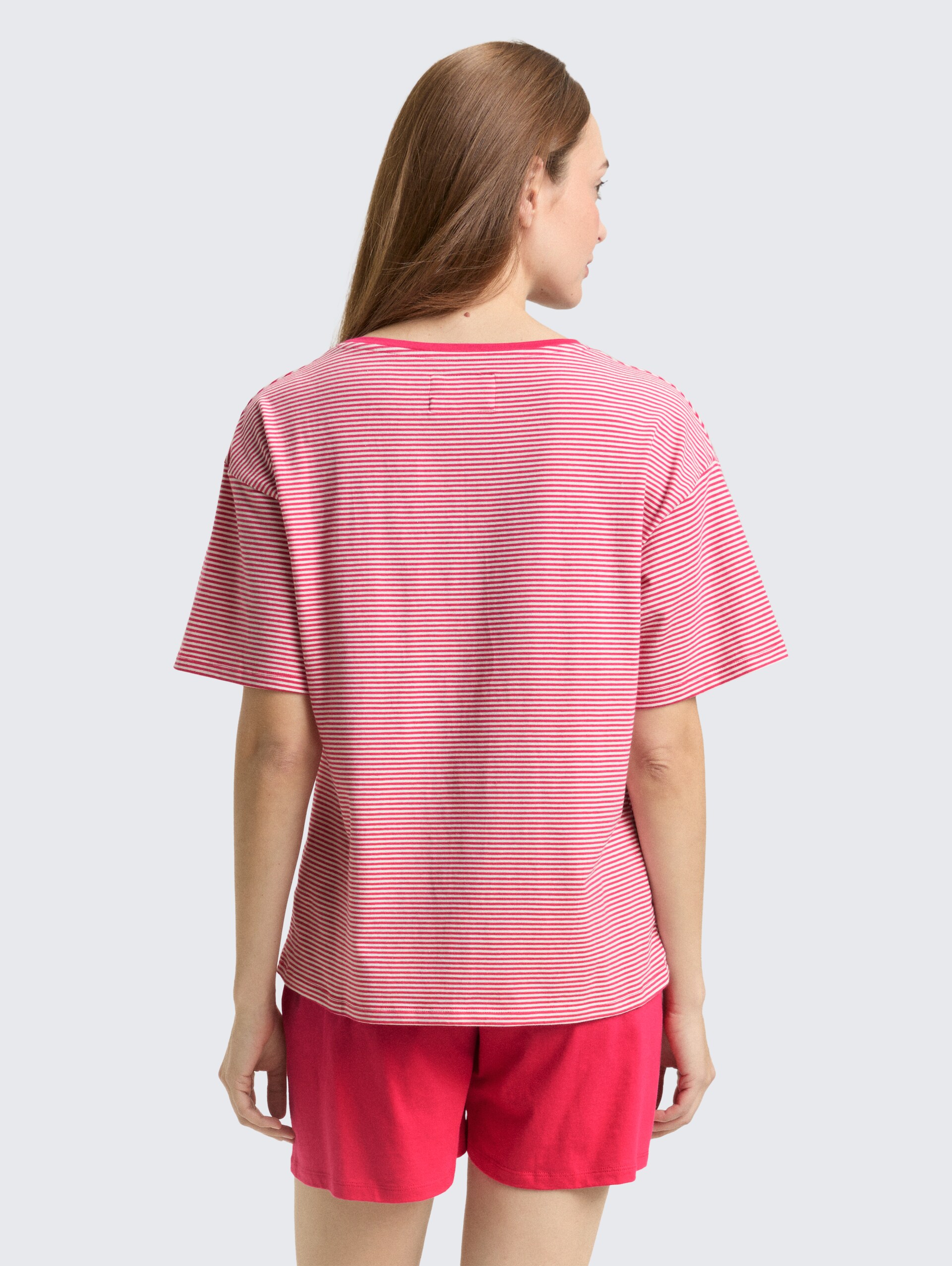 Pyjamaset met gestreept patroon - red-medium-horizontal stripe - Model-achteraanzicht