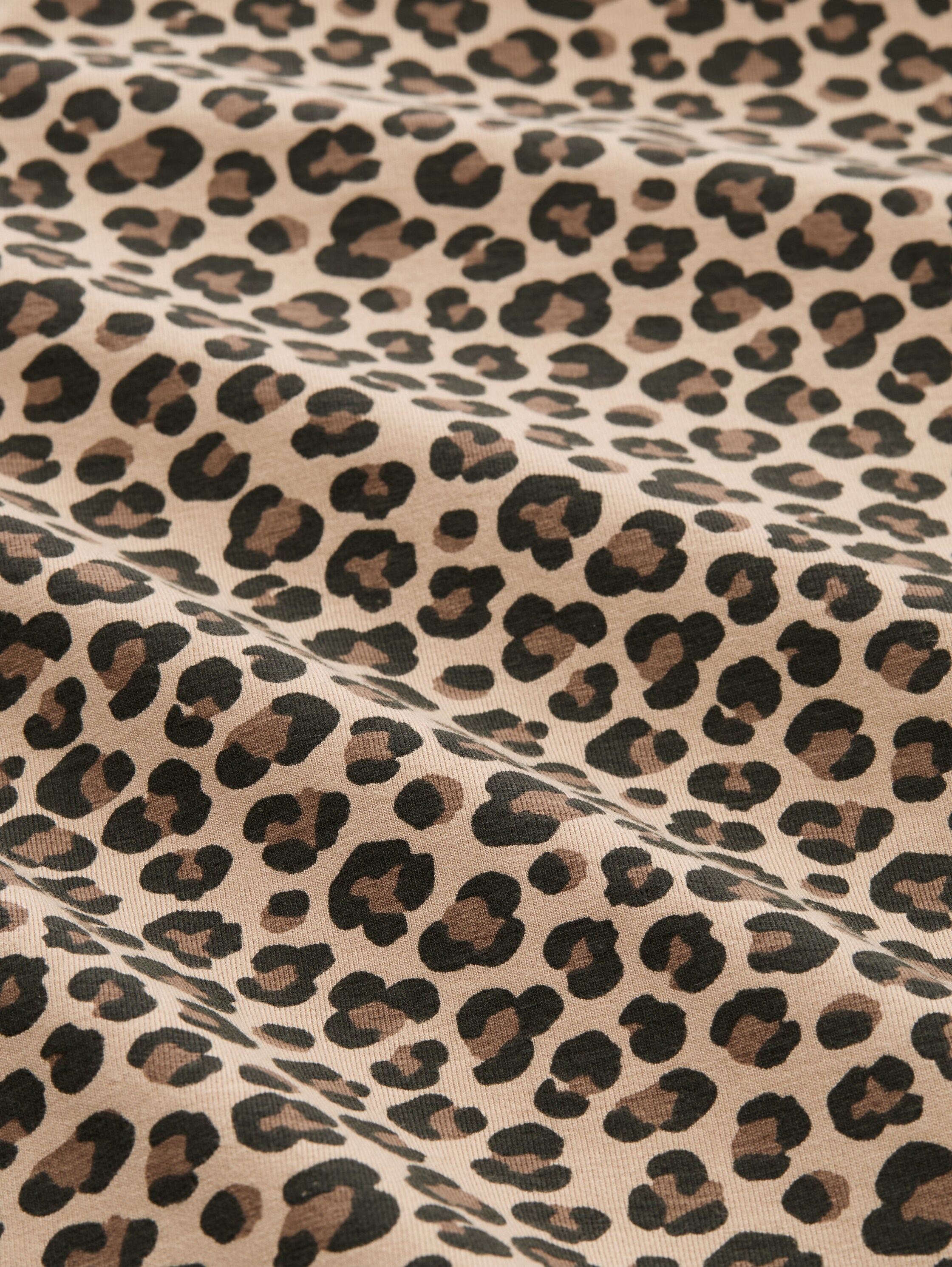 Nightdress with leopard print - braunmittelallover - 