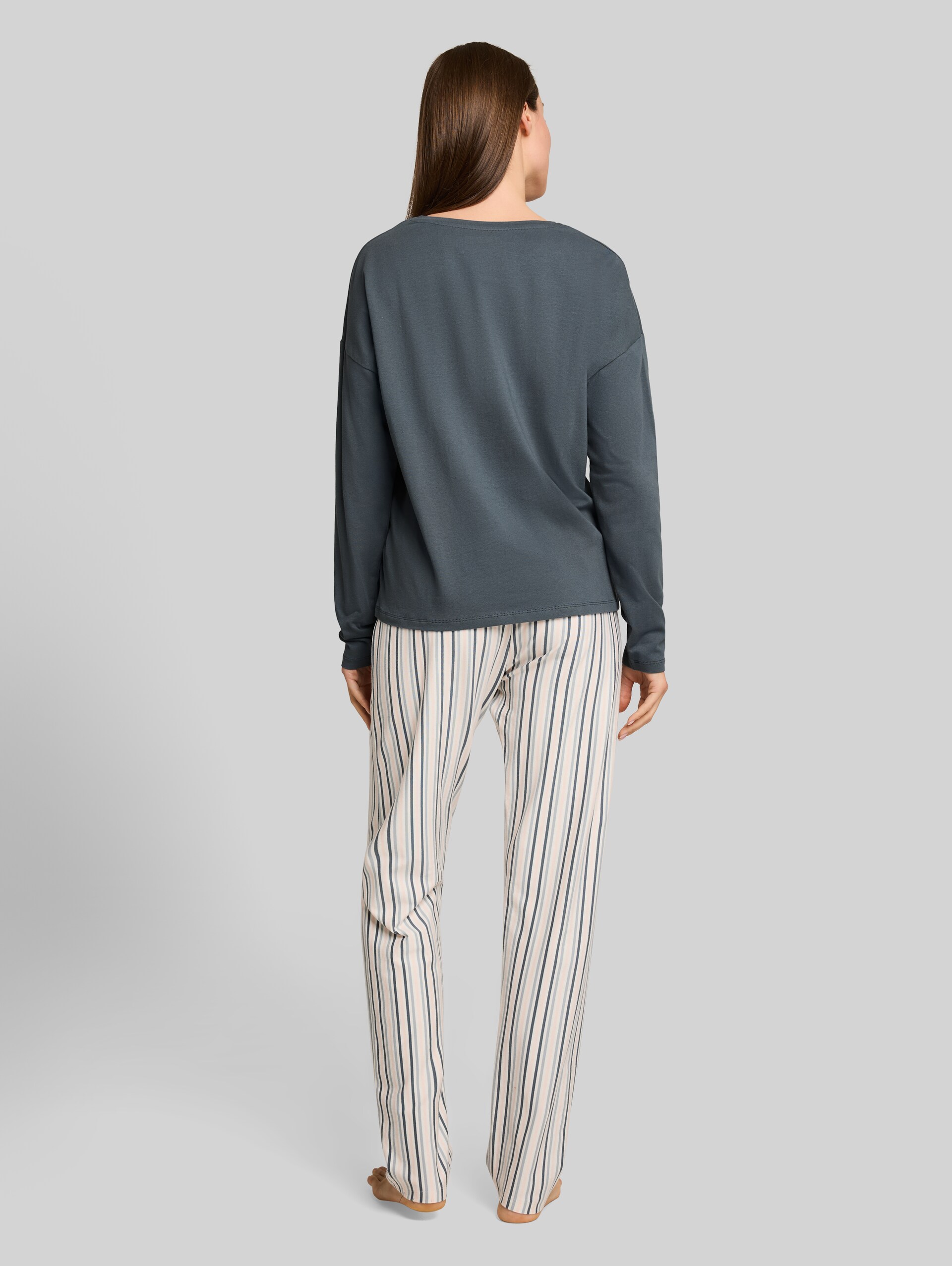 Pyjamaset met streepmotief van katoen - green-medium-stripes - Model-achteraanzicht