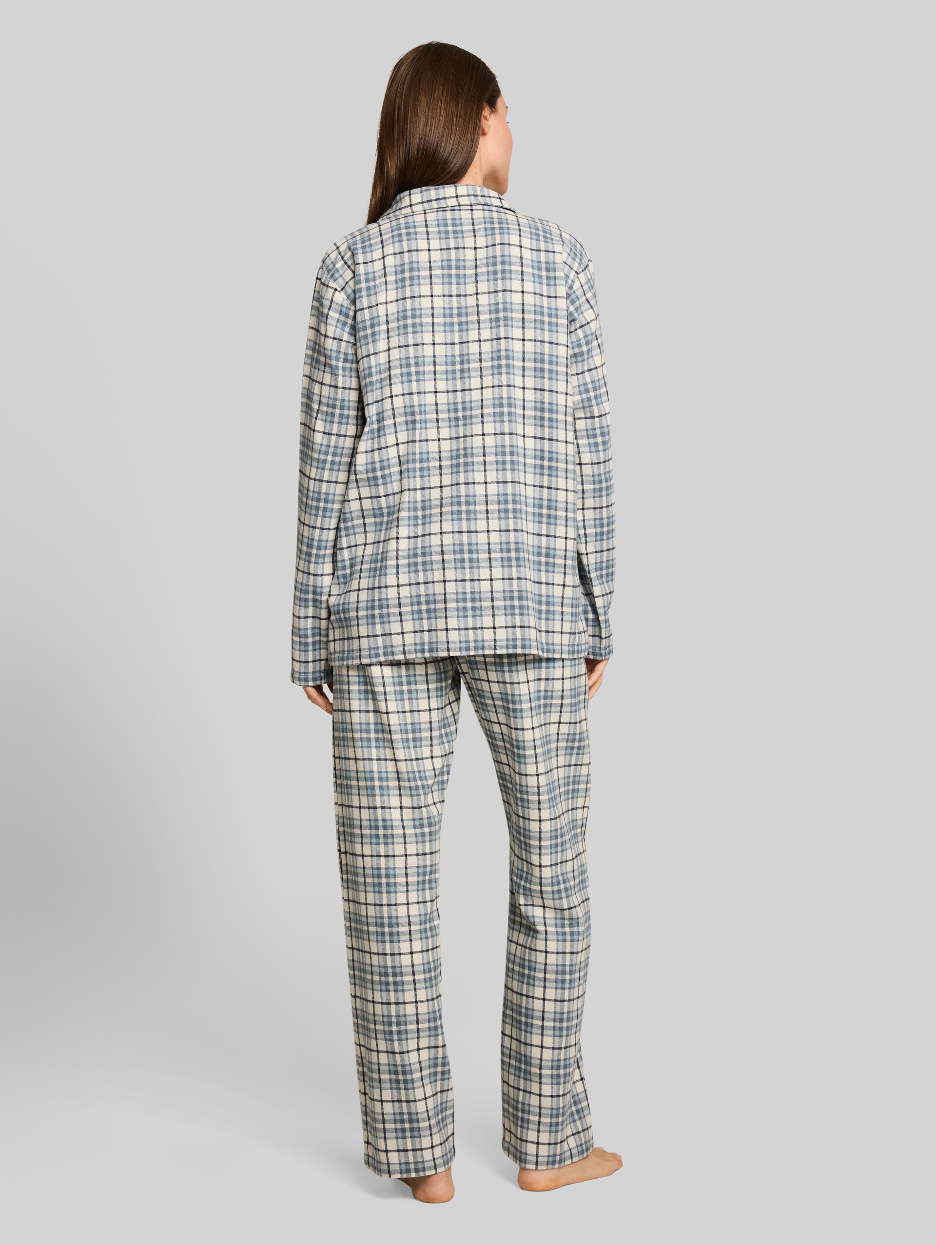Pyjama-Set mit Karomuster aus Baumwolle - green-medium-check - Model-Rückansicht