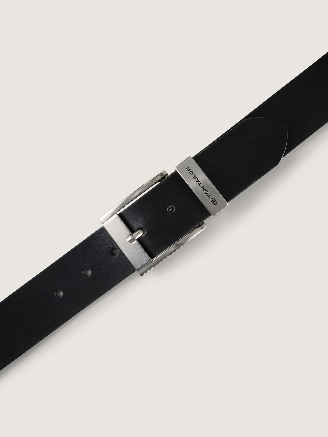 TTTOM Ledergürtel mit eckiger Dornschließe - black uni - Produkt-Ansicht von oben 