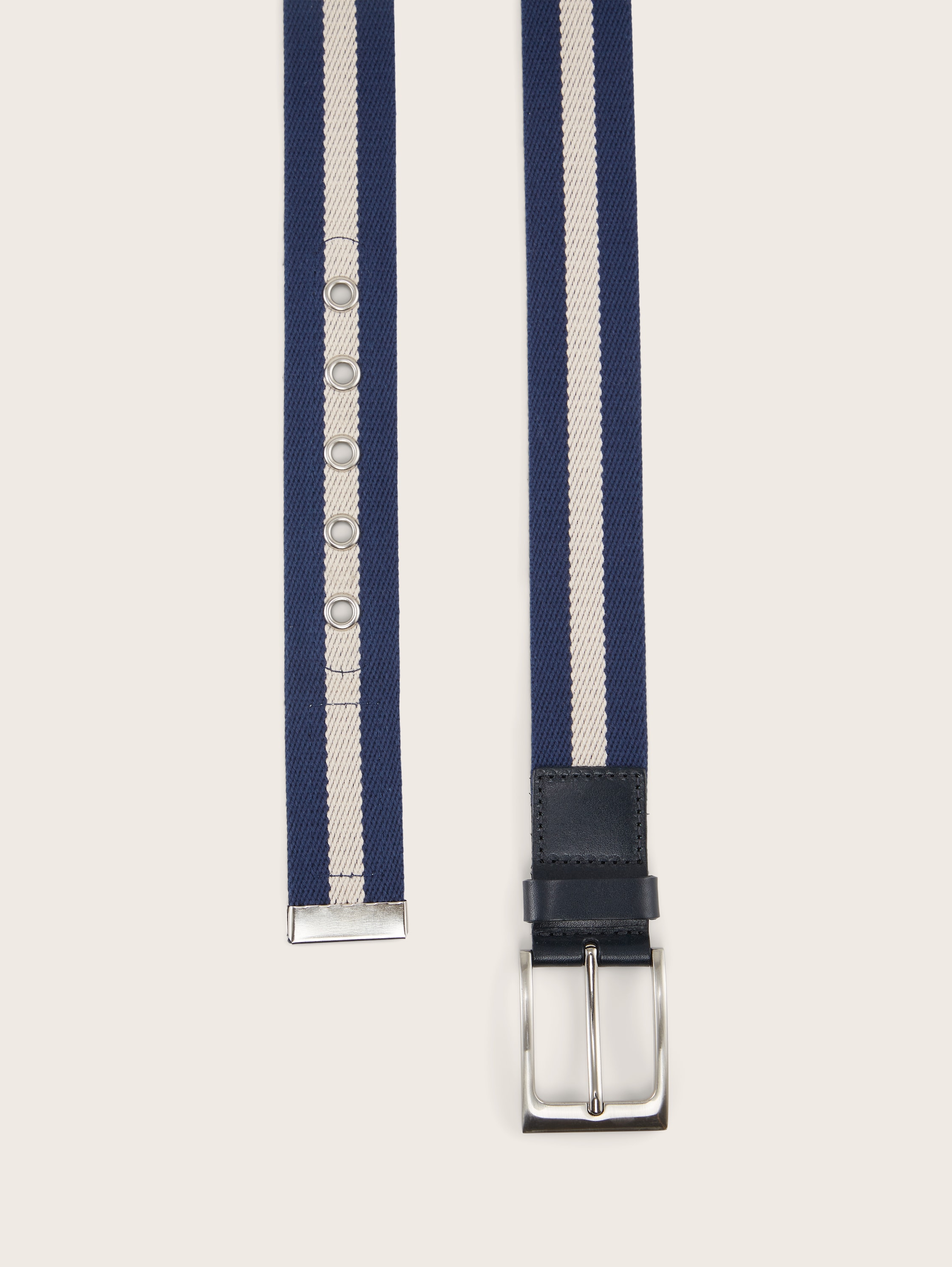 Bandgürtel mit eckiger Dornschließe - Navy/beige - Produkt-Ansicht von oben 
