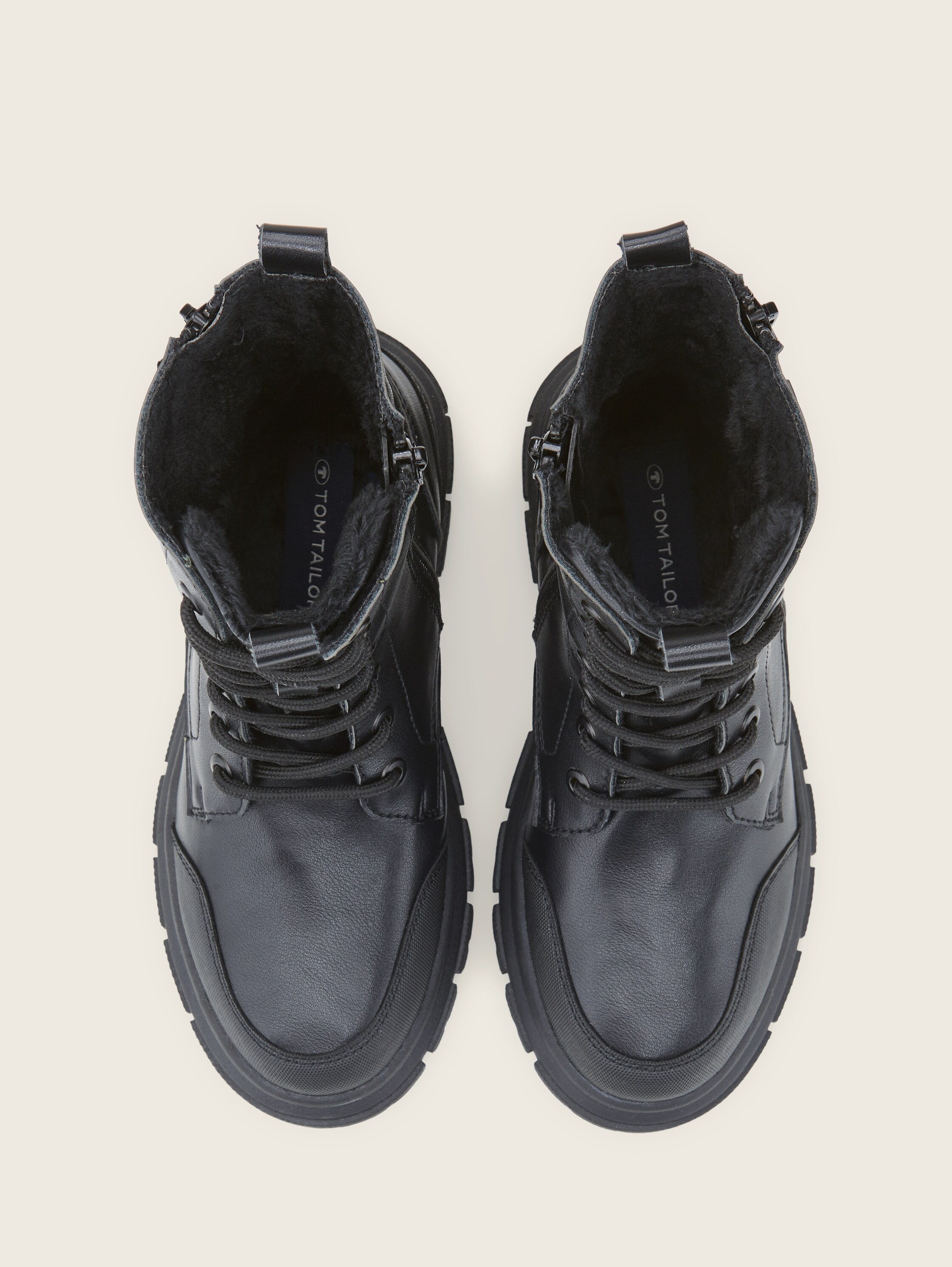 Laarzen gemaakt van imitatieleer van hoge kwaliteit - black-uni - Bovenaanzicht product 