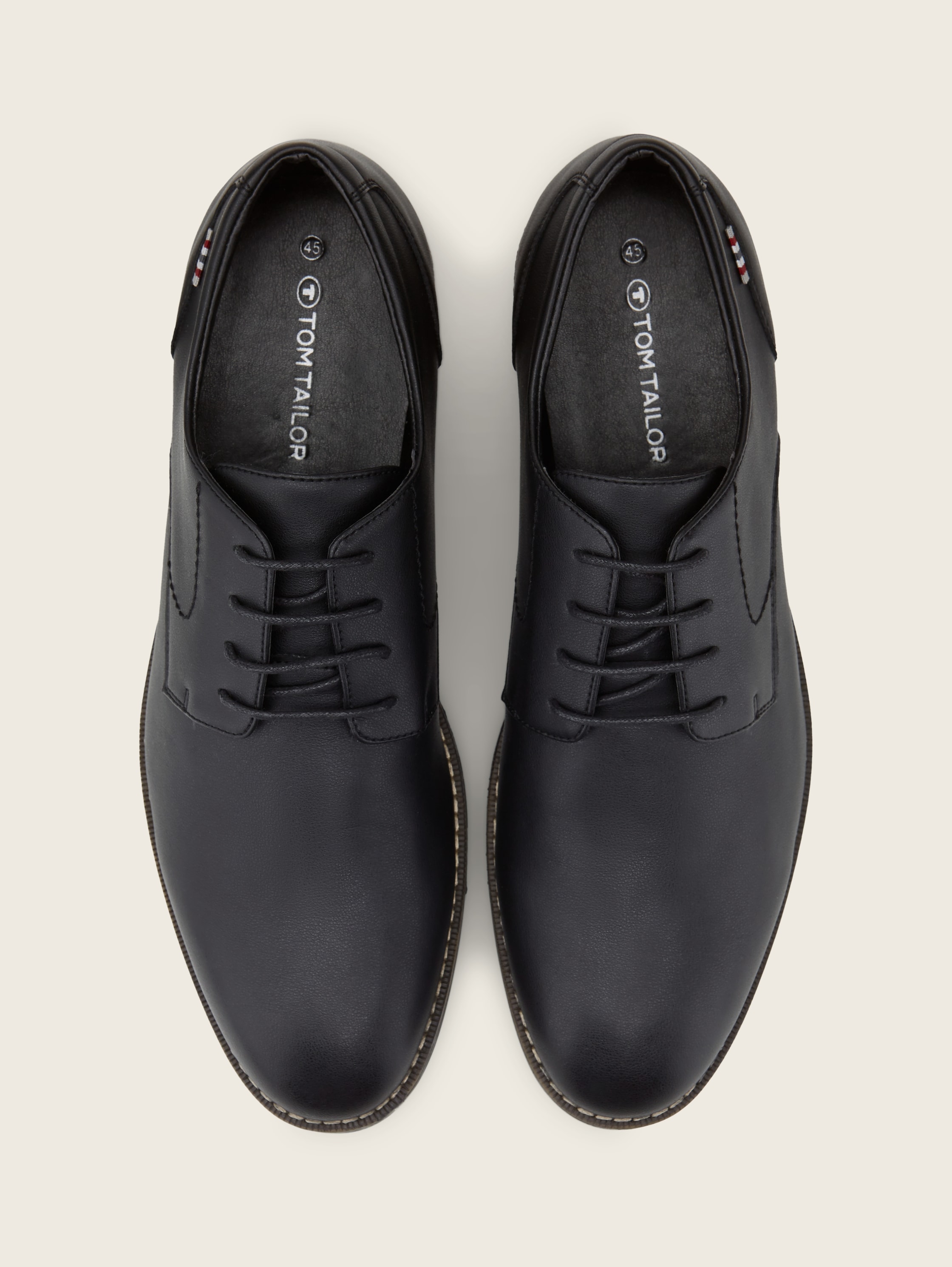 Veterschoenen van hoogwaardig imitatieleer - black - Bovenaanzicht product 