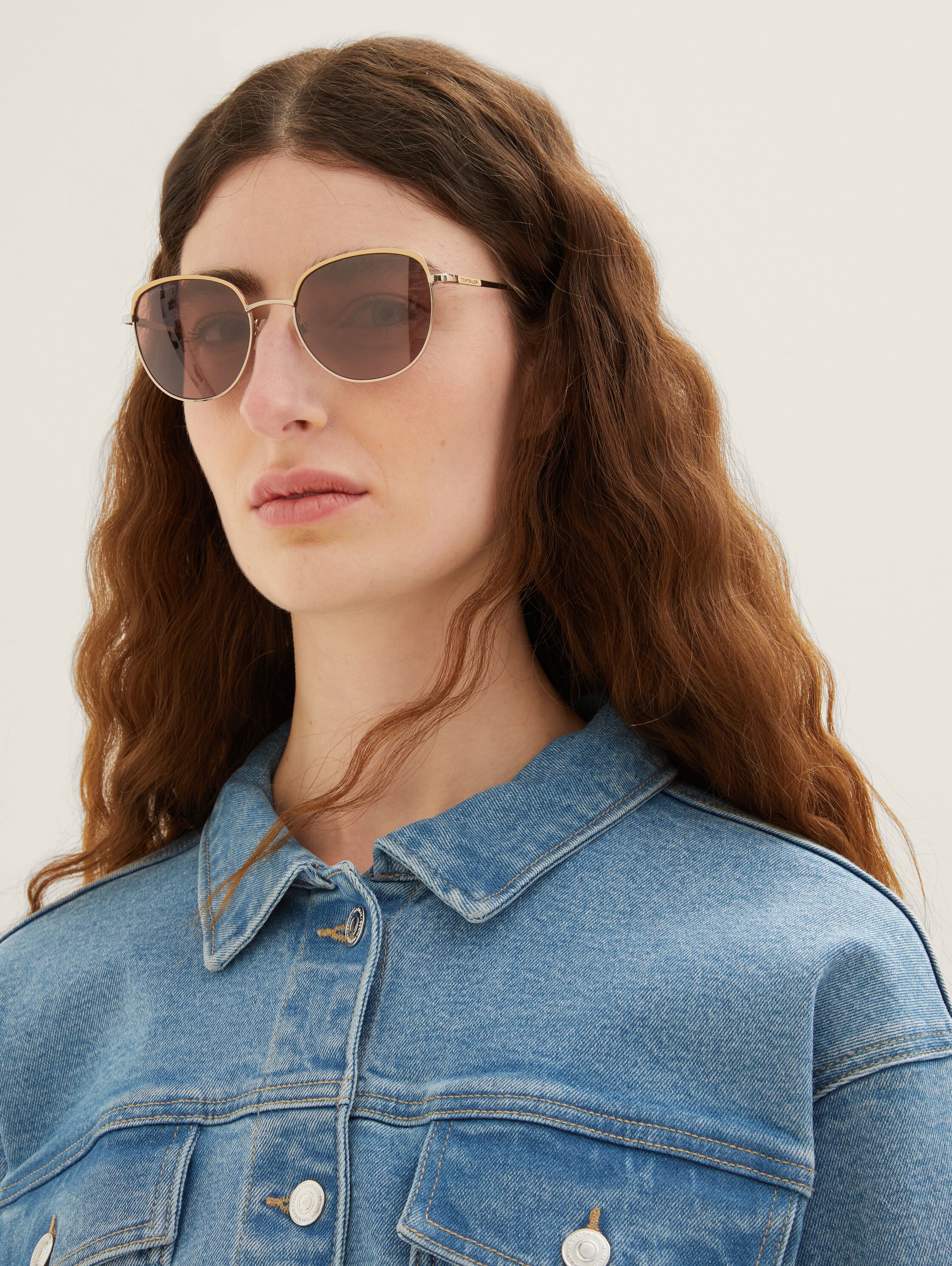 Cat-Eye-Sonnenbrille mit leicht runden Gläsern - 1