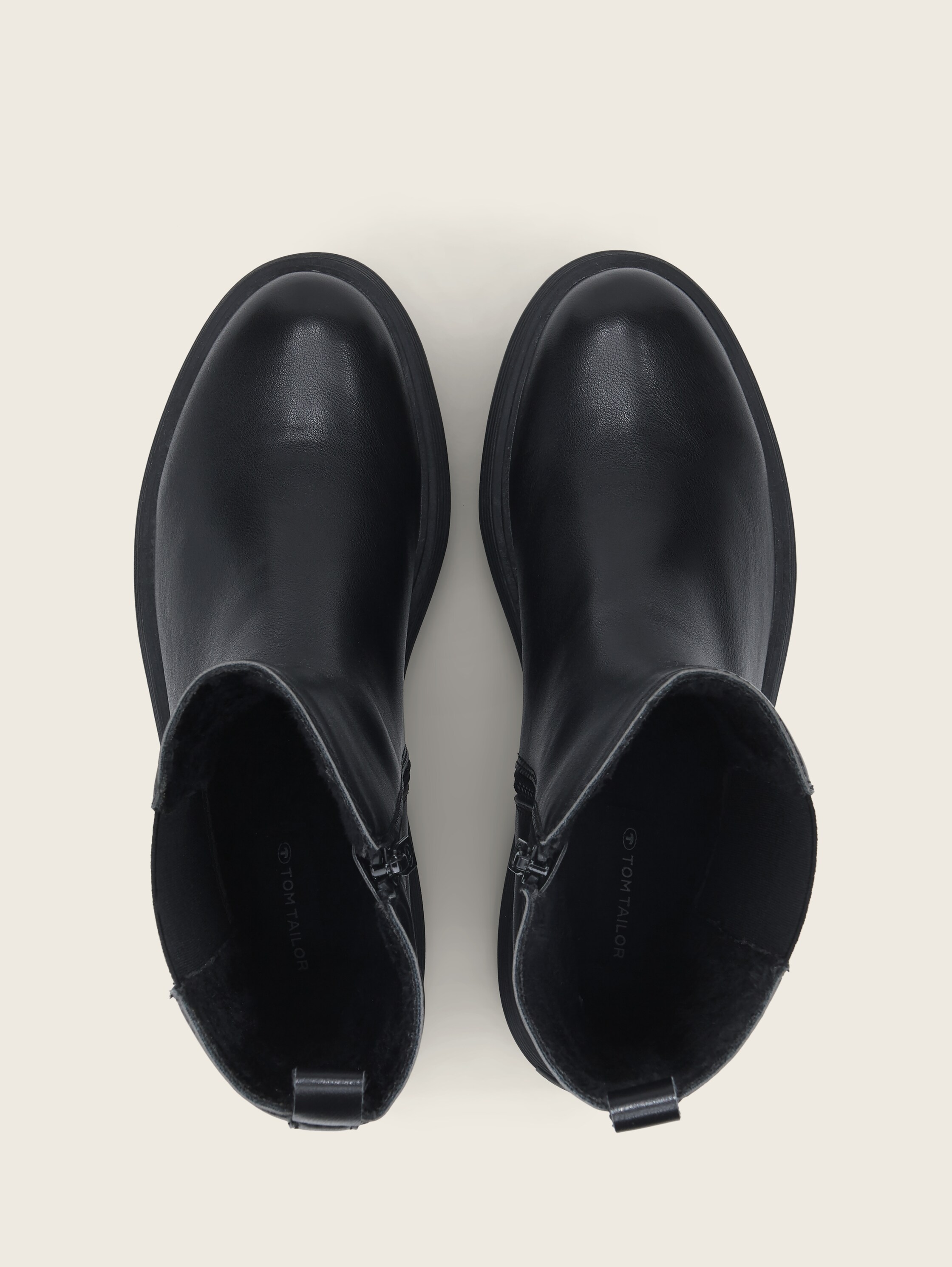 Stiefeletten mit Plateau-Absatz - 5