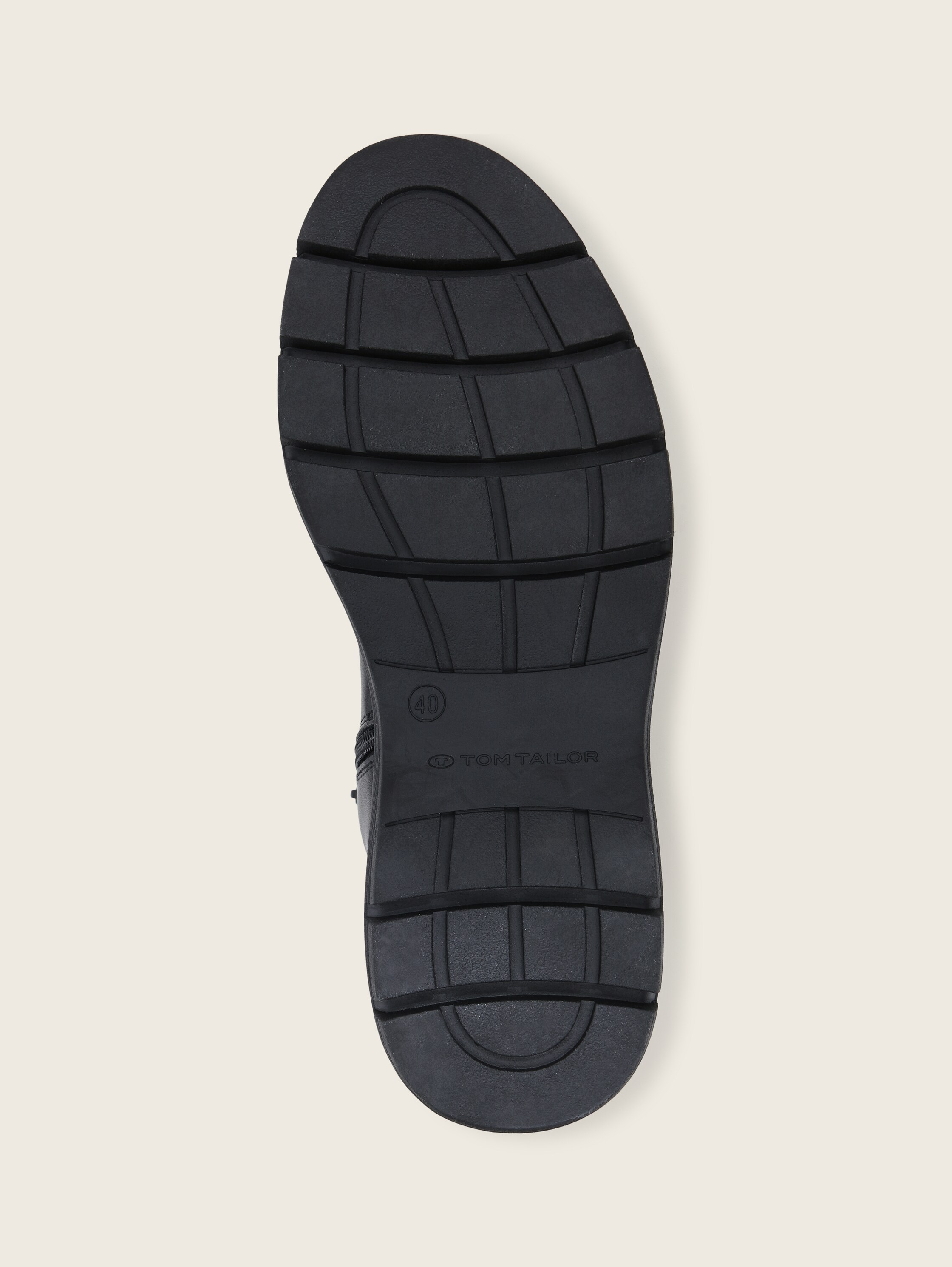 Stiefeletten mit Plateau-Absatz - 6