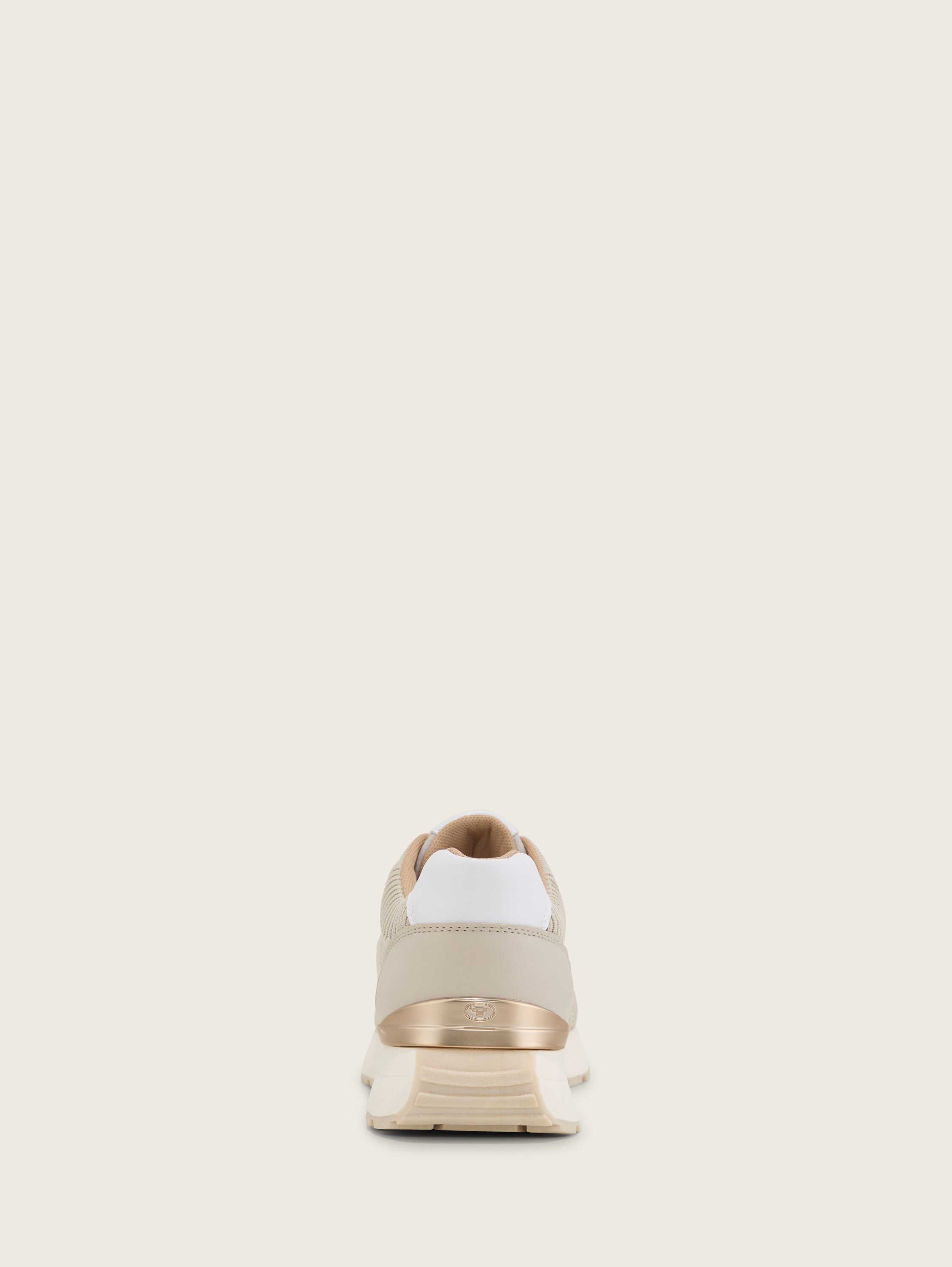 Basic Sneaker - 3