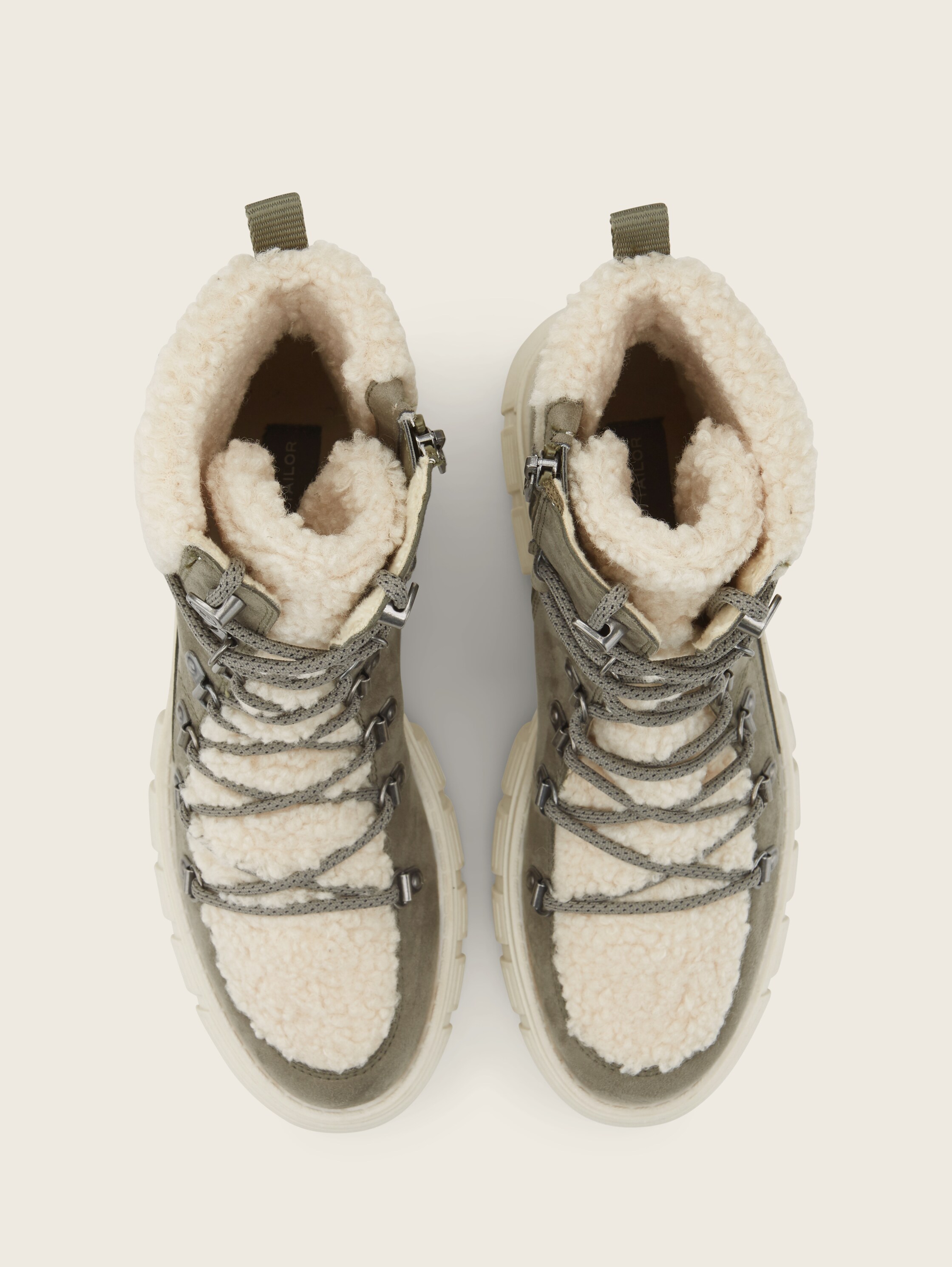 Gefütterte Stiefel - ltkhaki - Produkt-Ansicht von oben 