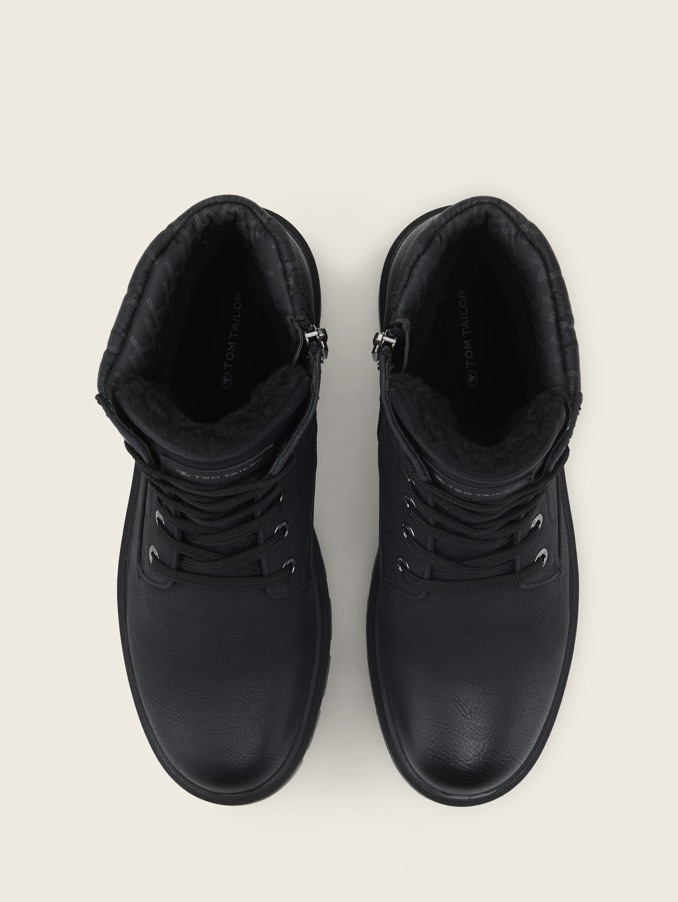 Gefütterte Stiefel mit Block-Absatz - 5