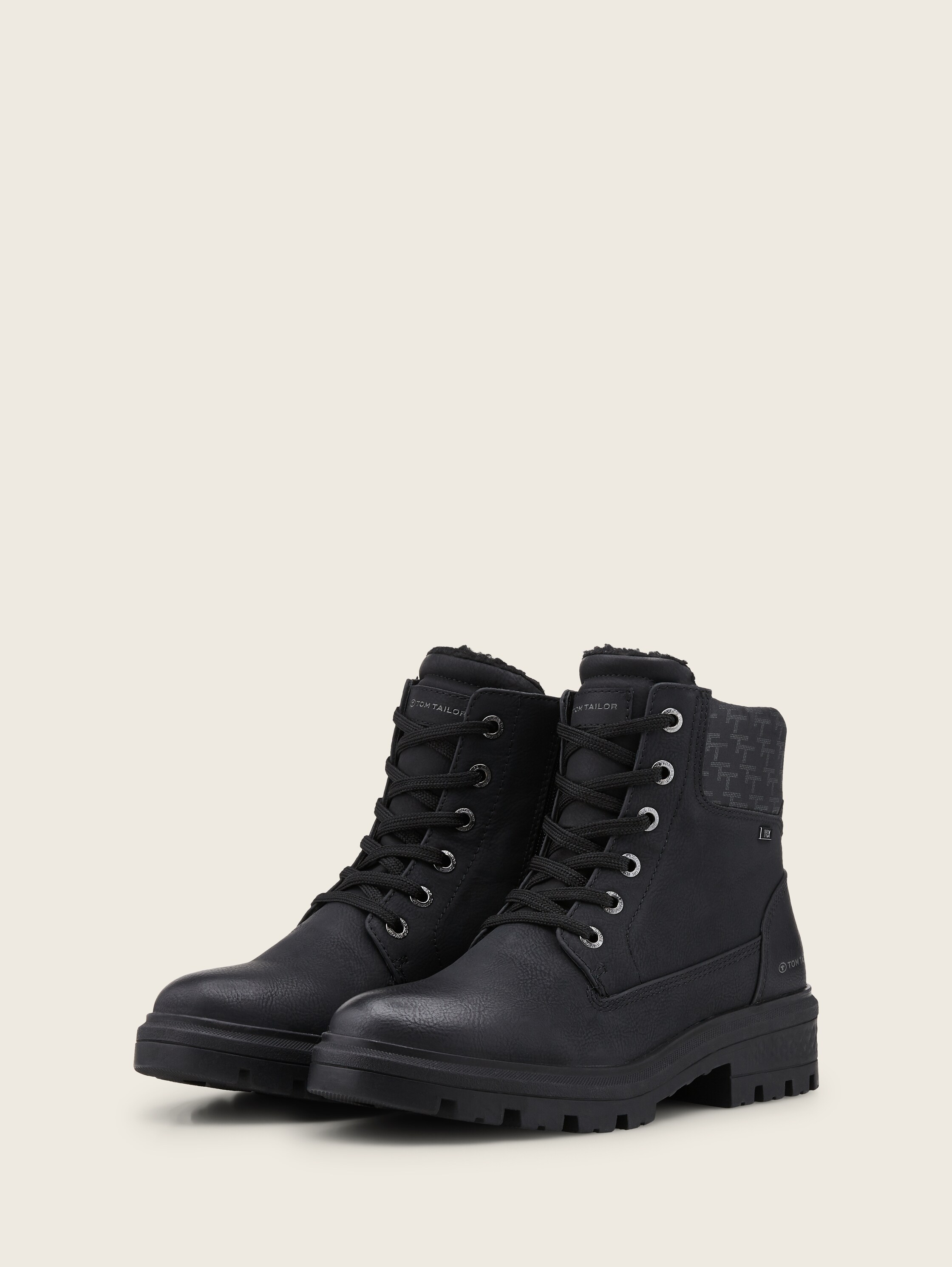Gefütterte Stiefel mit Block-Absatz - 2