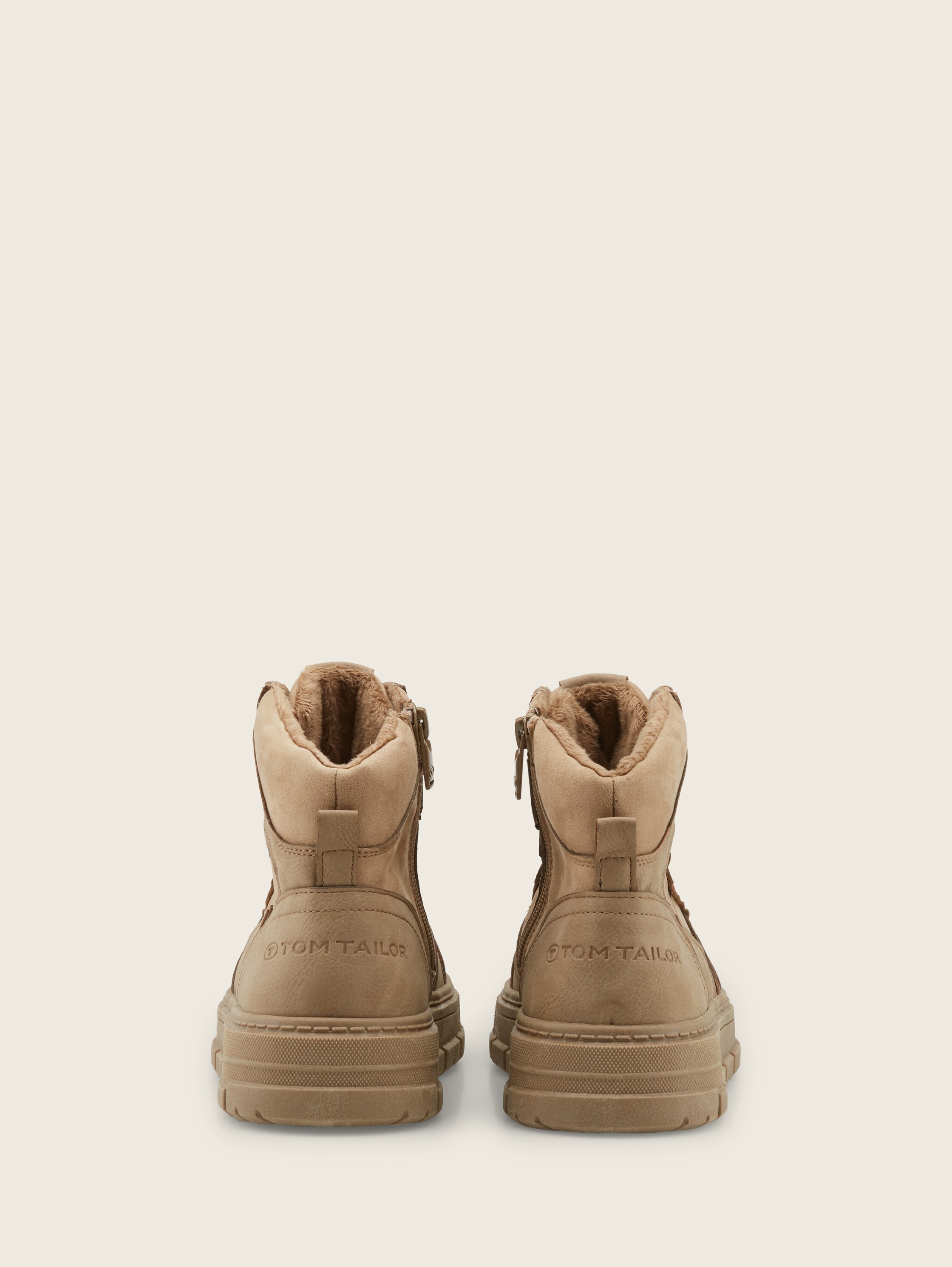 Gefütterte Stiefel - 3