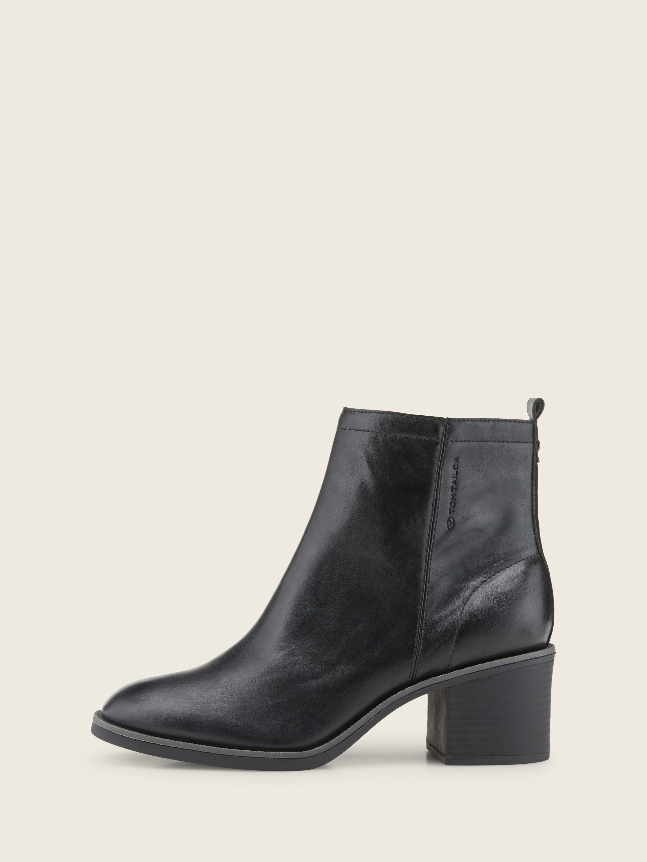 Stiefeletten mit Block-Absatz - 4