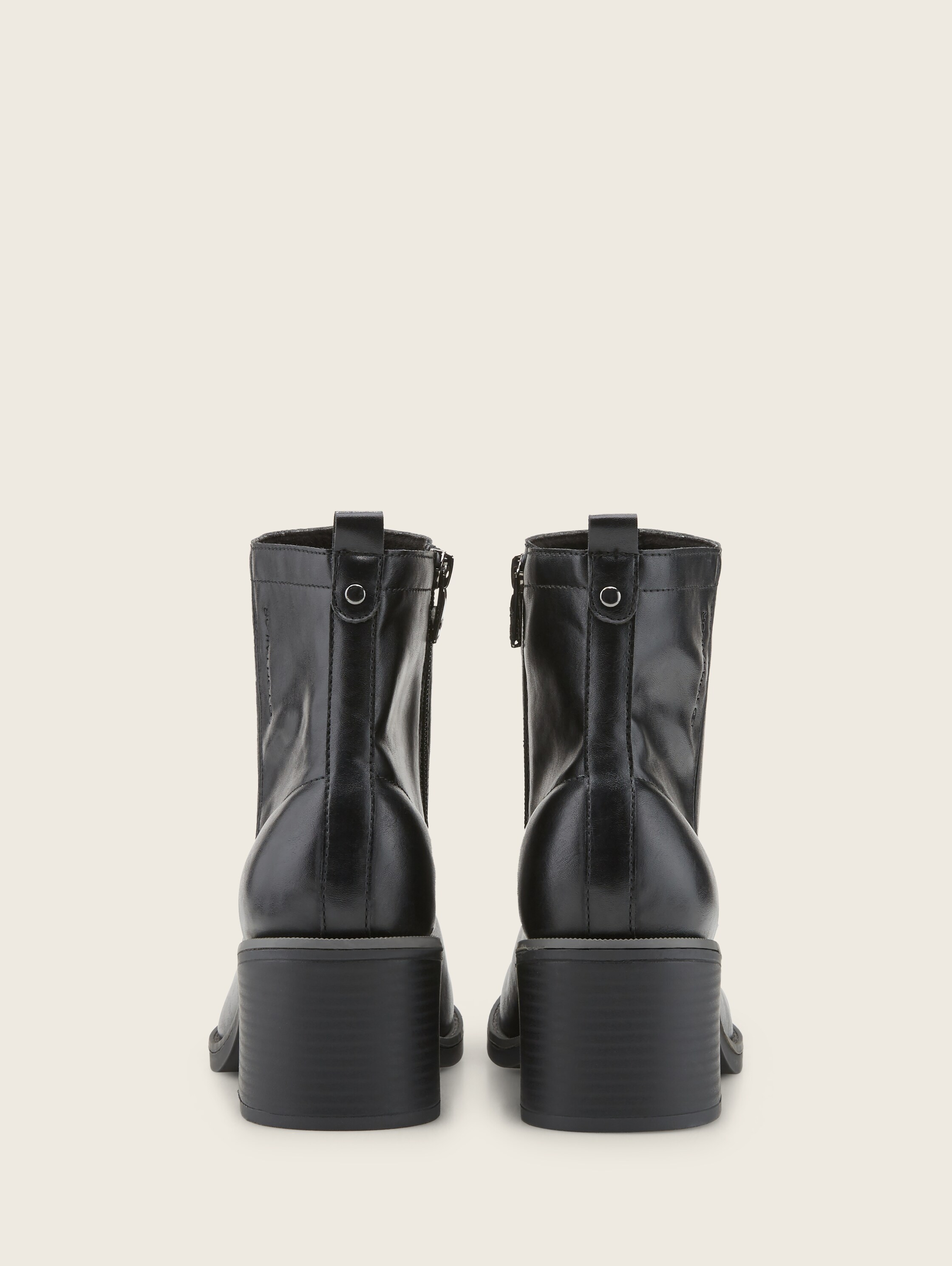 Stiefeletten mit Block-Absatz - 3