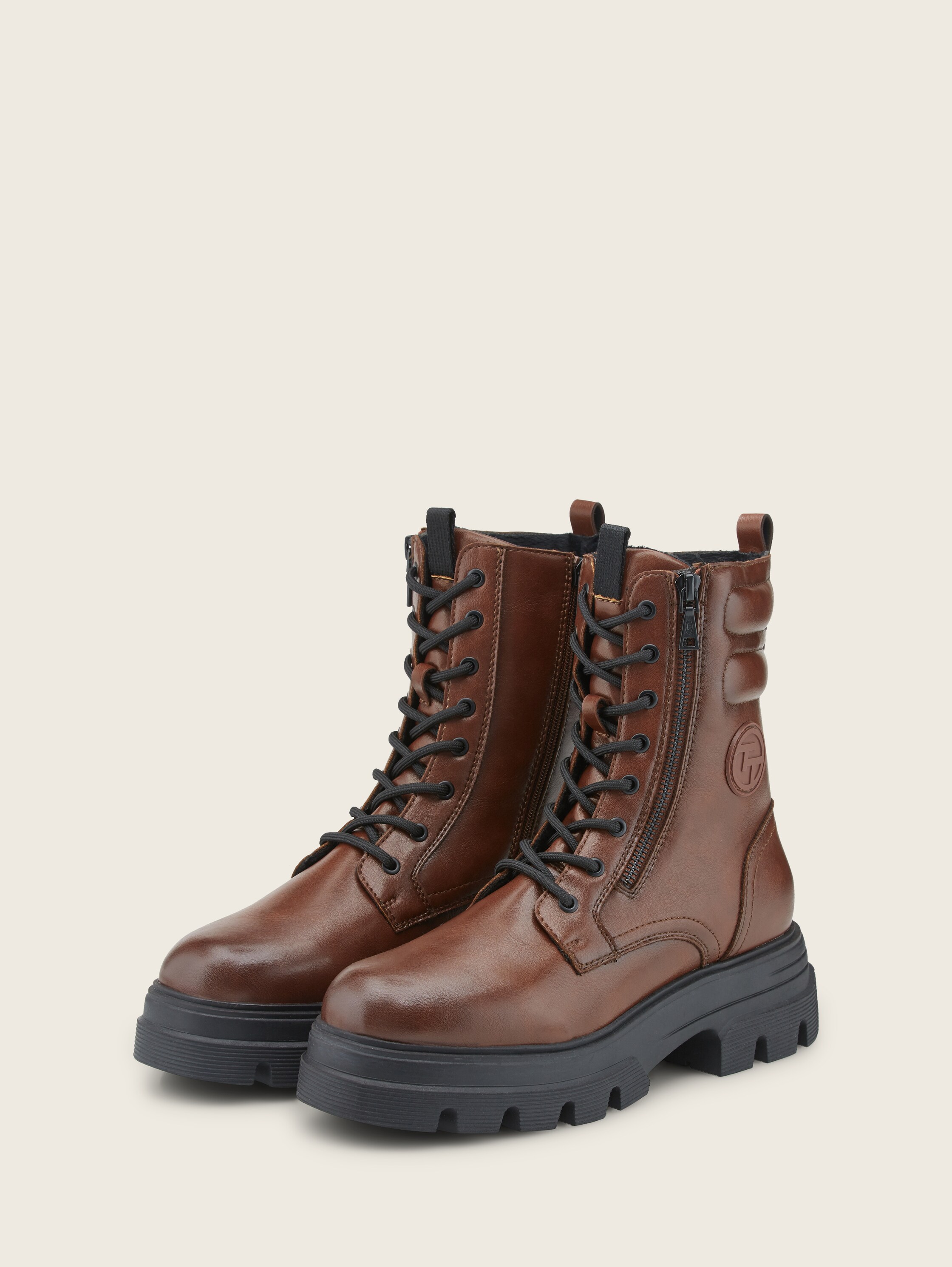 Stiefel aus hochwertigem Kunstleder - brandy - 