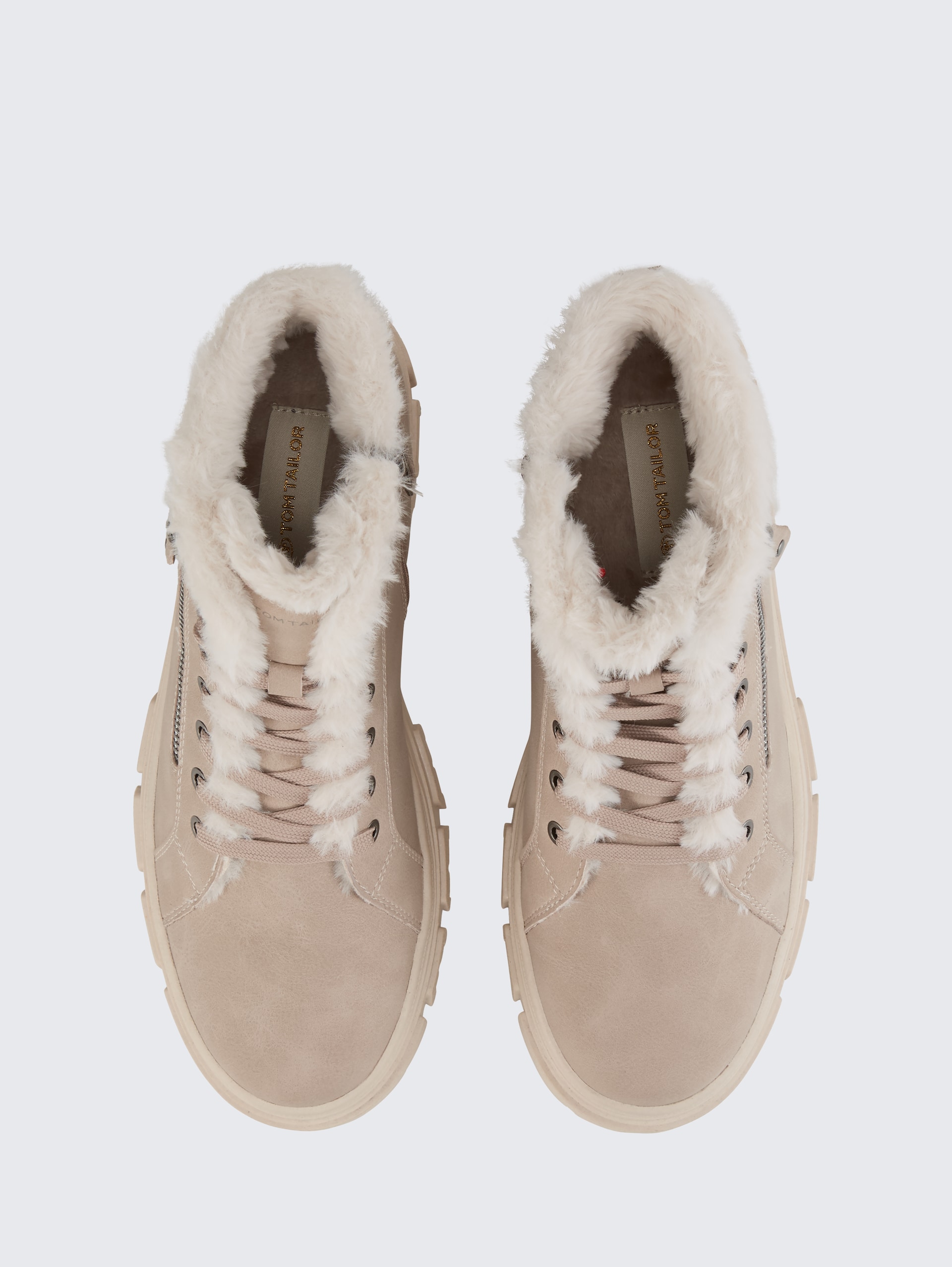 Gefütterte Stiefel mit Fellimitat - cream - Produkt-Ansicht von oben 