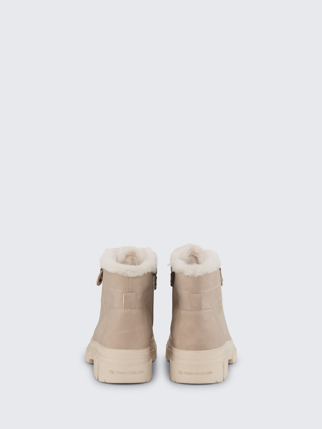 Gefütterte Stiefel mit Fellimitat - cream - Produkt-Rückansicht