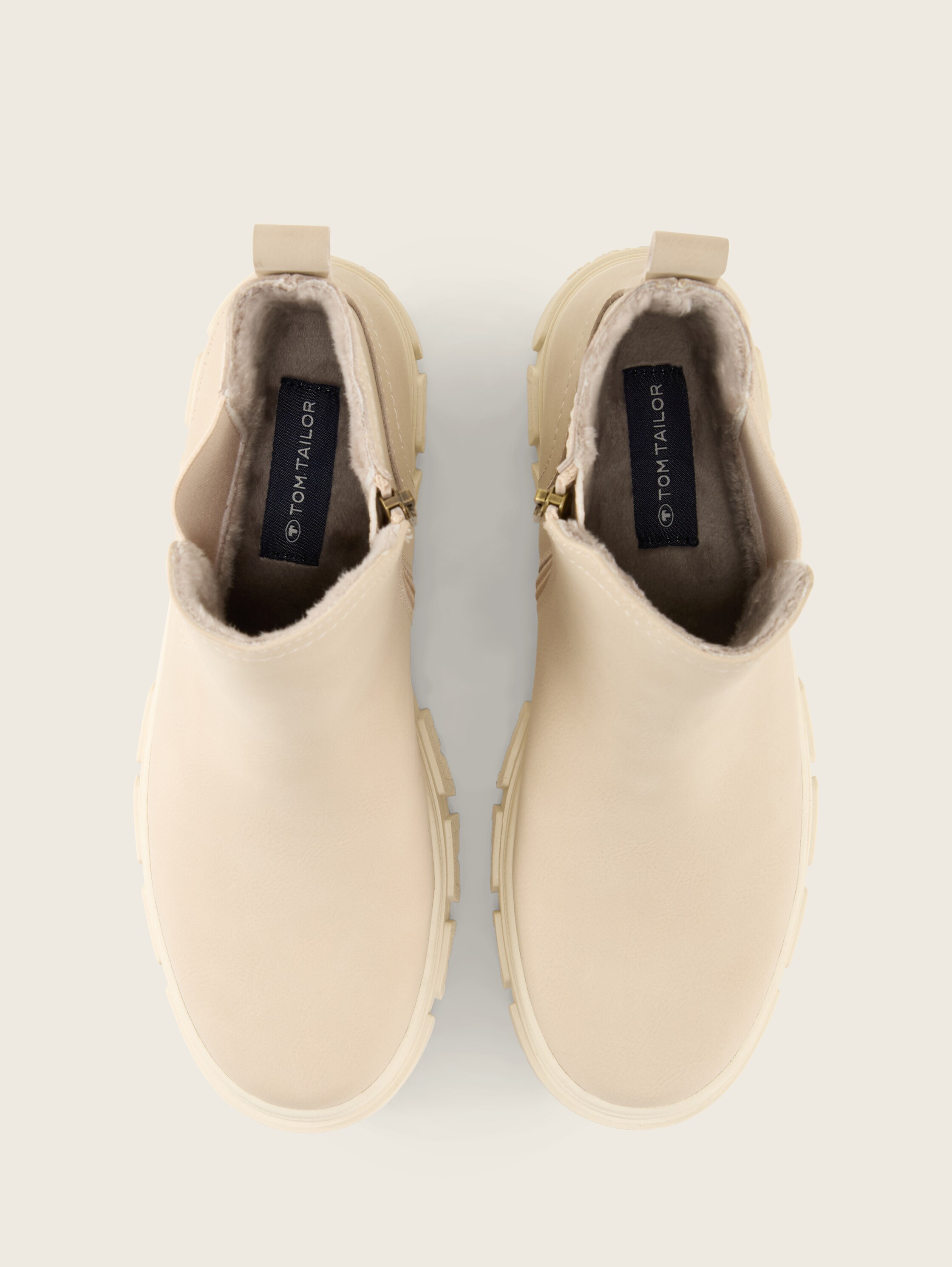 Gefütterte Stiefeletten mit Gummieinsatz - blocksbergstr_1 - 