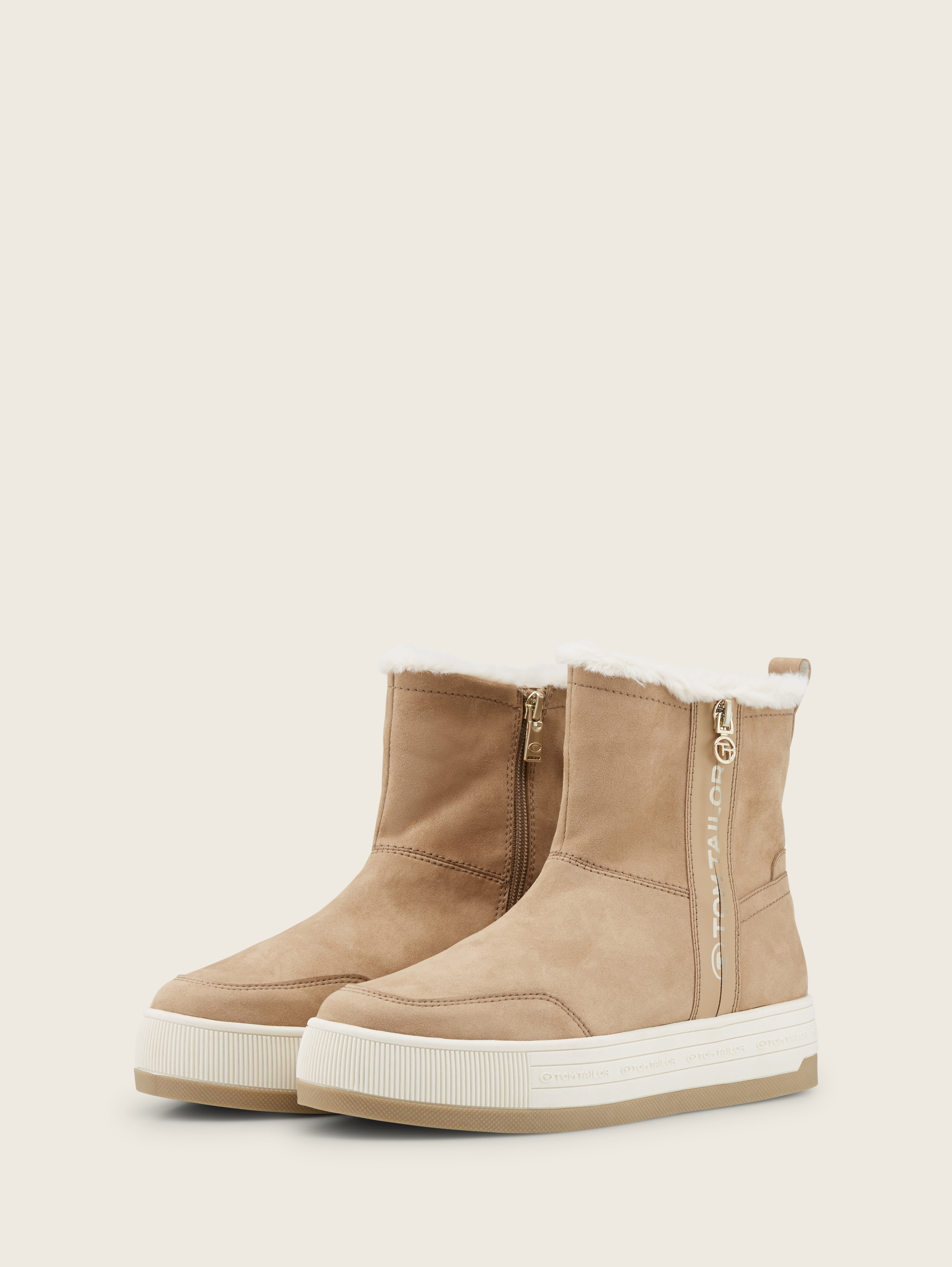 Ankle boots with flat heels - dark sand - side product view