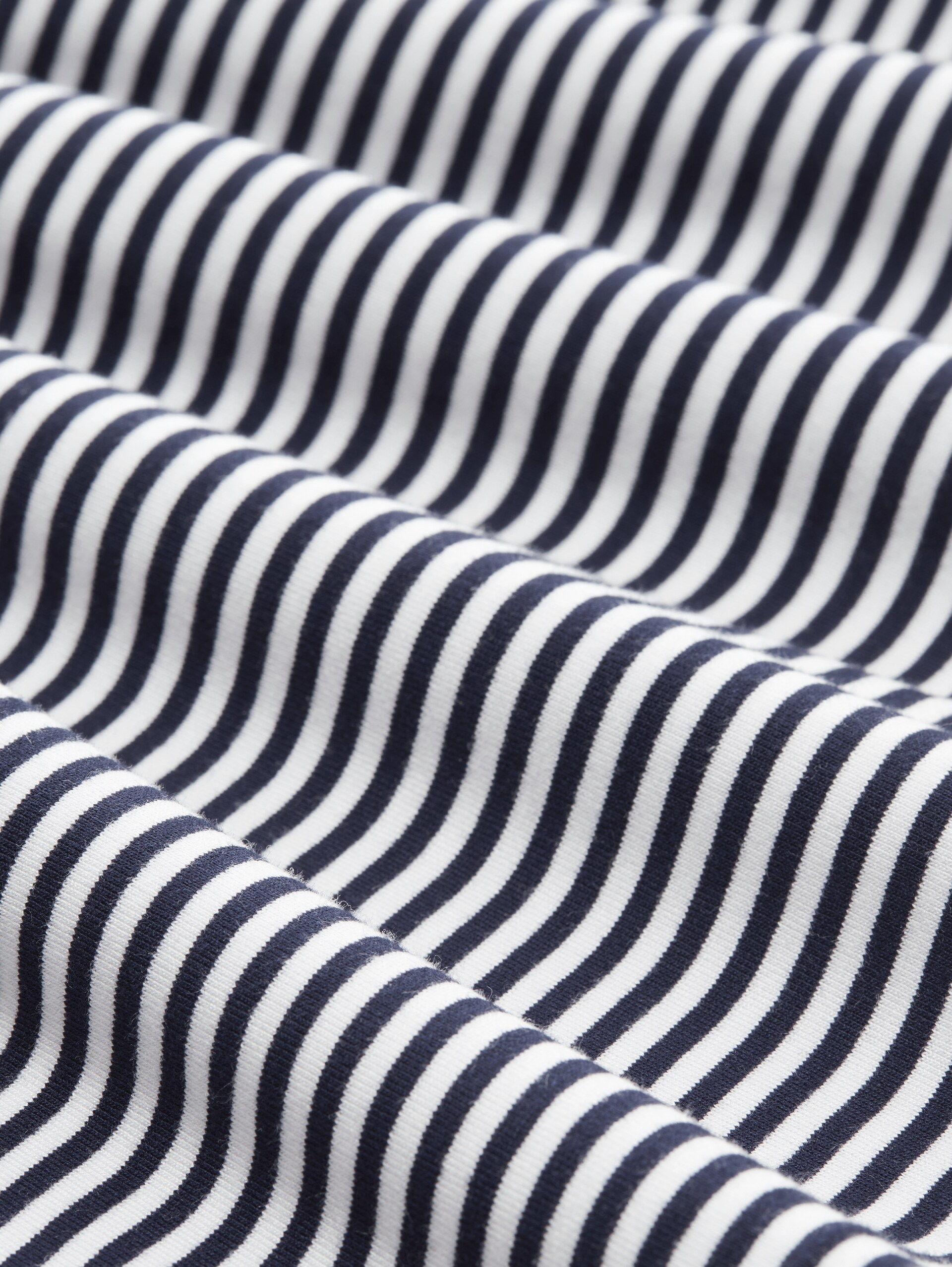 Pyjamahose mit Streifenmuster - blue stripes - Material-Ansicht