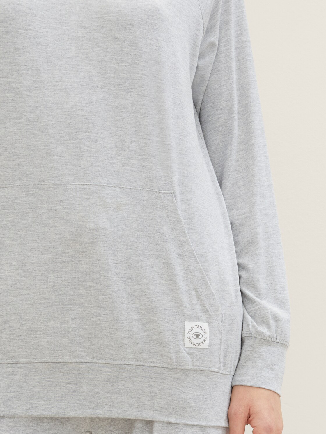 Loungewear Sweatshirt in Melange Optik - grey-medium-melange - Detail-Model-Ansicht