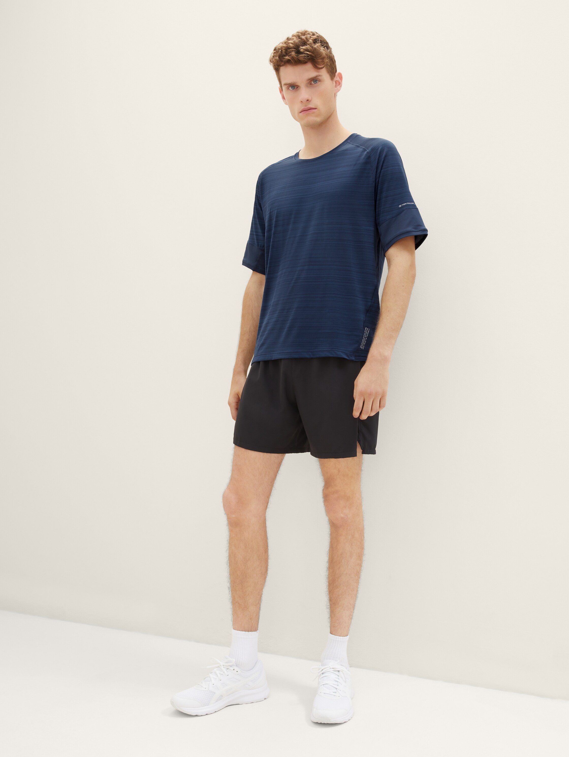 Kurzärmliges Funktionsshirt - 2